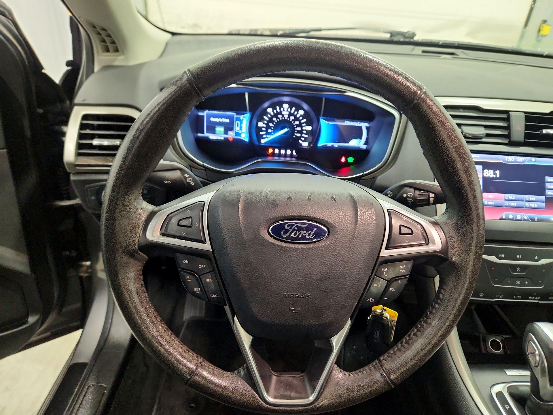 Thumbnail: 2014 Ford Fusion - 10