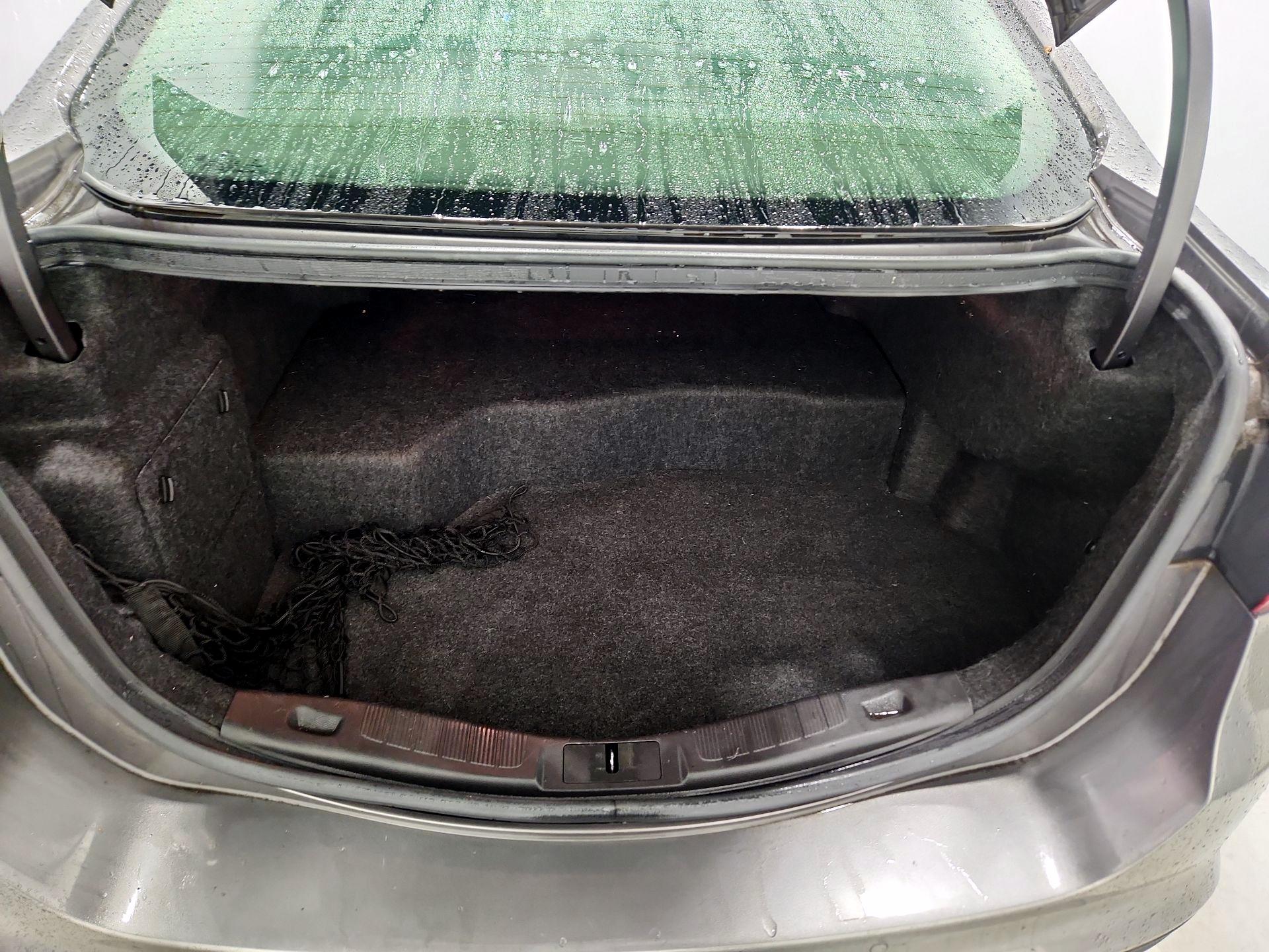 Thumbnail: 2014 Ford Fusion - 19