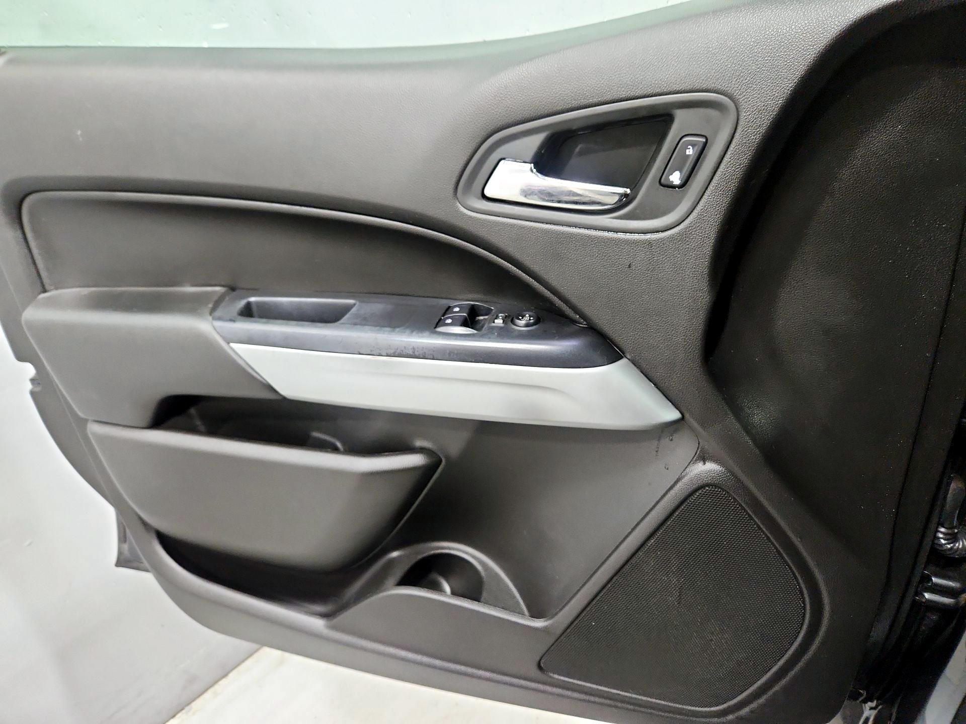 Thumbnail: 2016 Chevrolet Colorado - 12