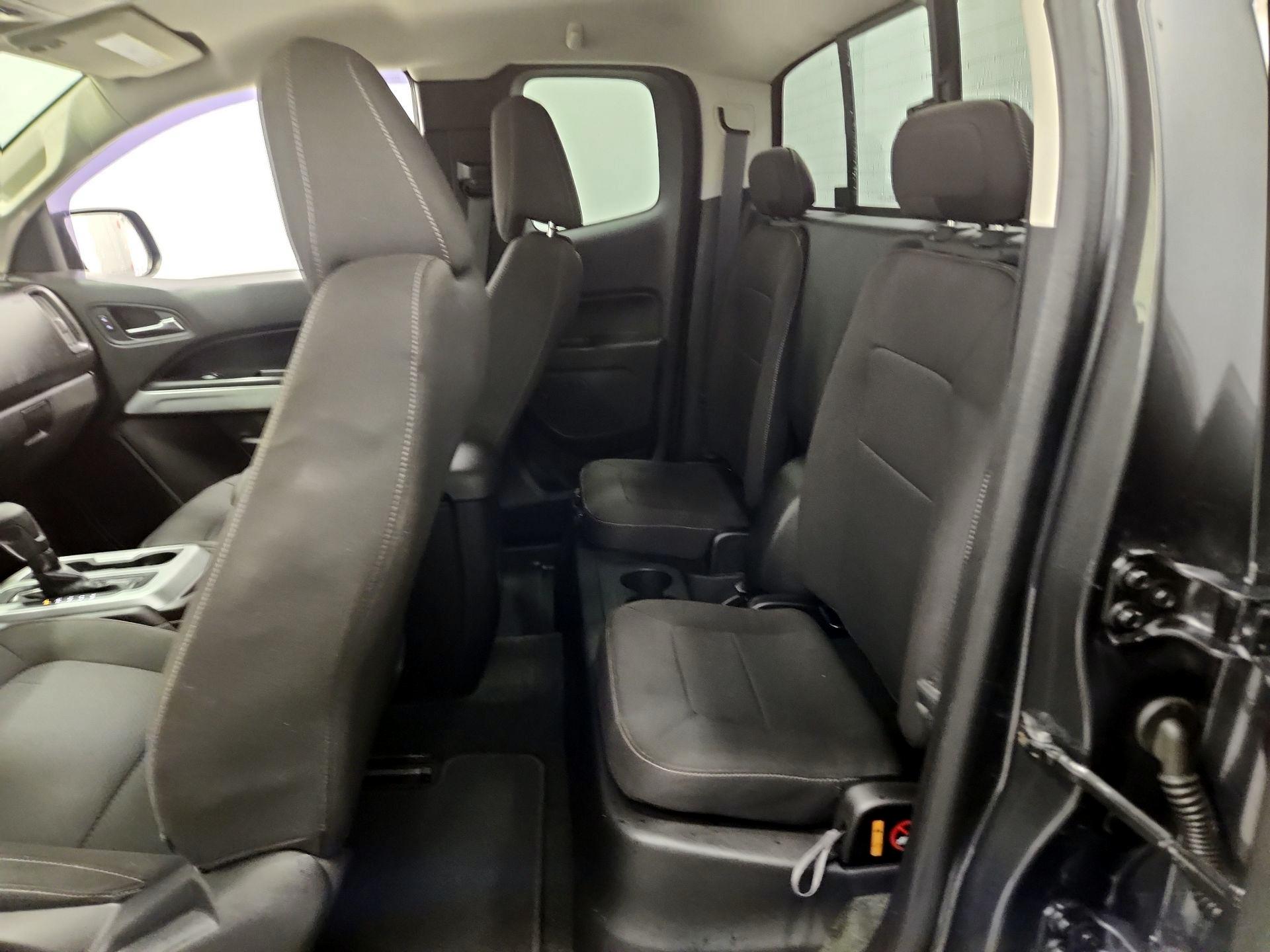 Thumbnail: 2016 Chevrolet Colorado - 20