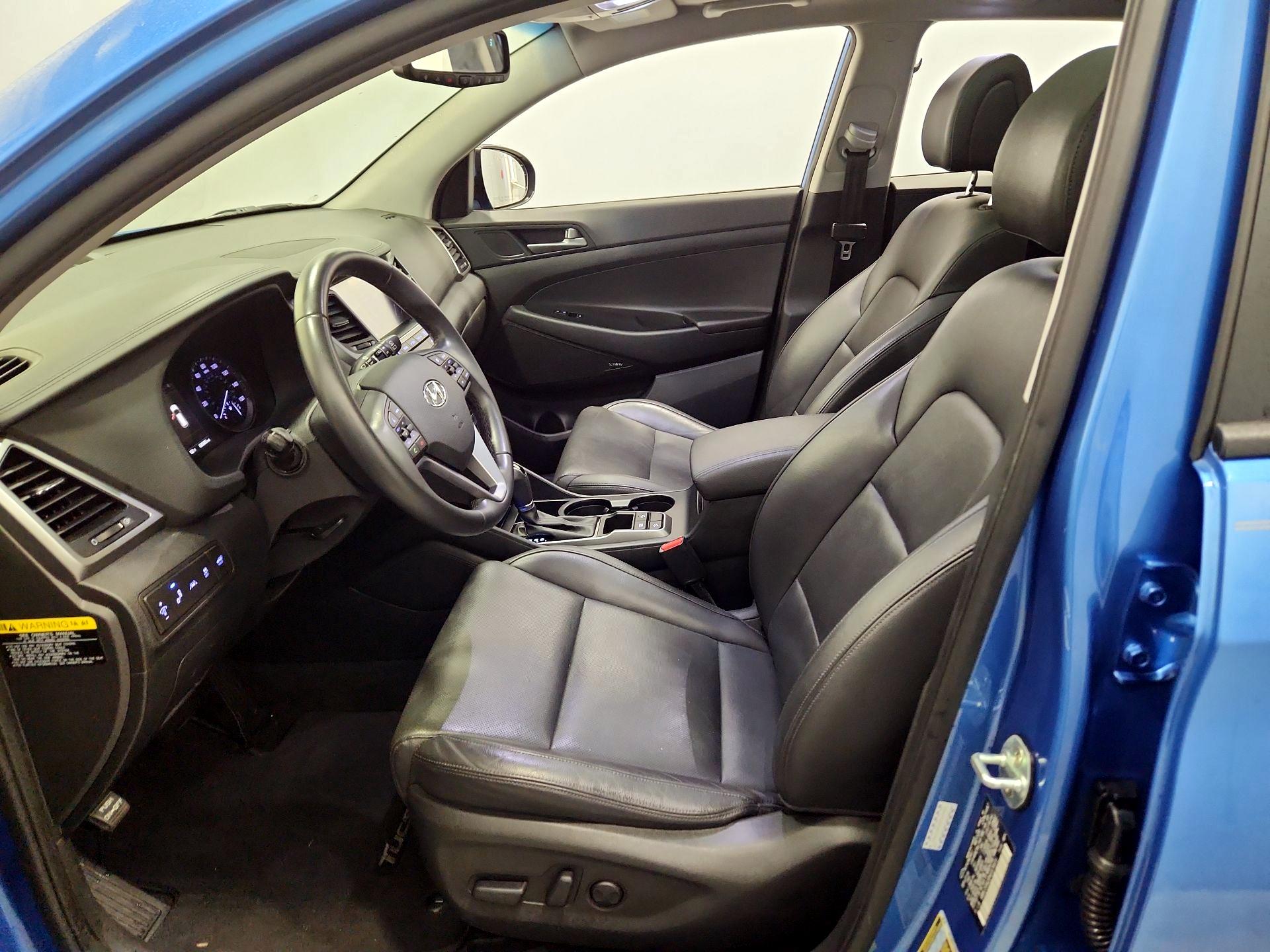 Thumbnail: 2017 Hyundai Tucson - 11