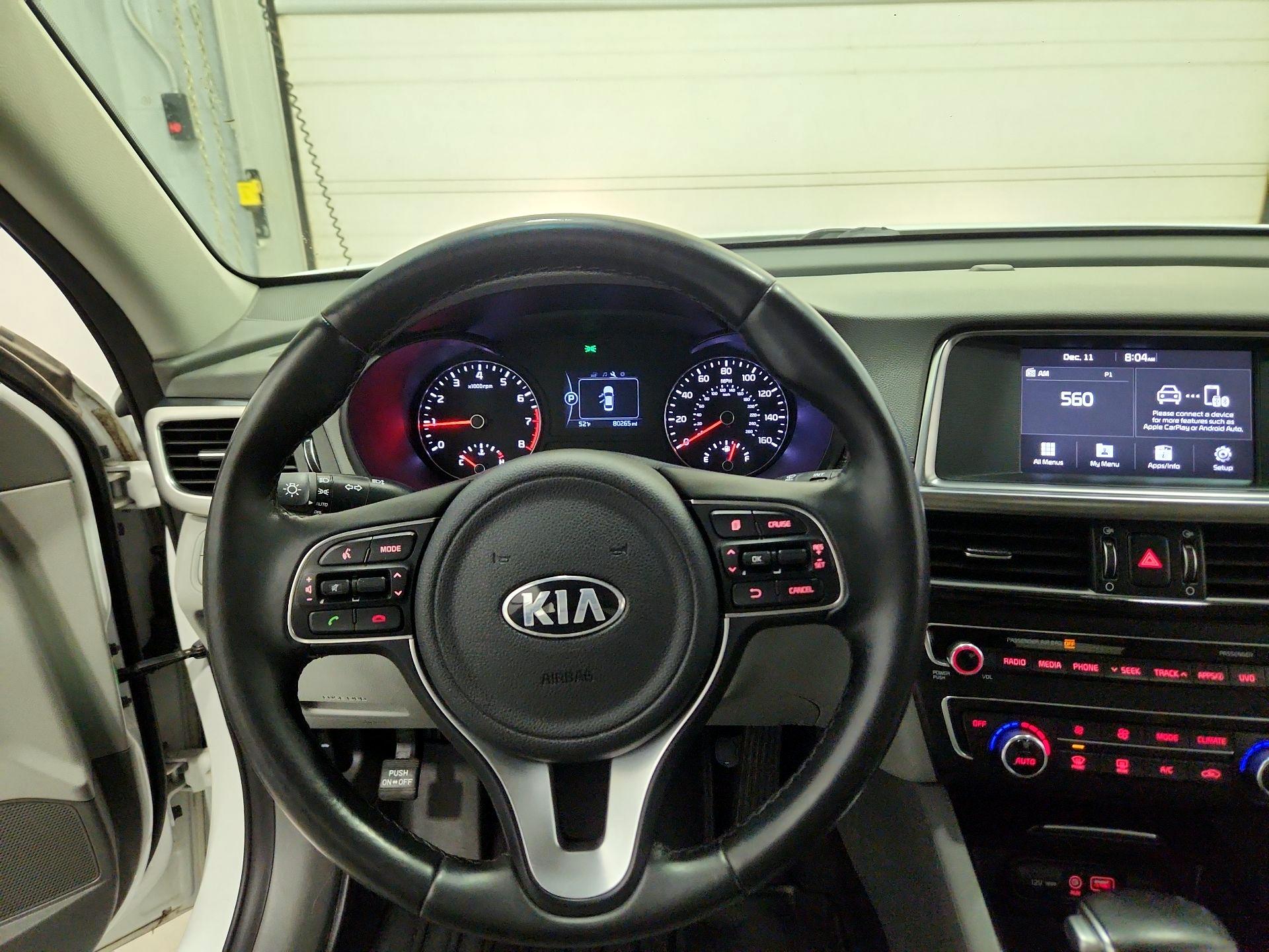 Thumbnail: 2018 Kia Optima - 10