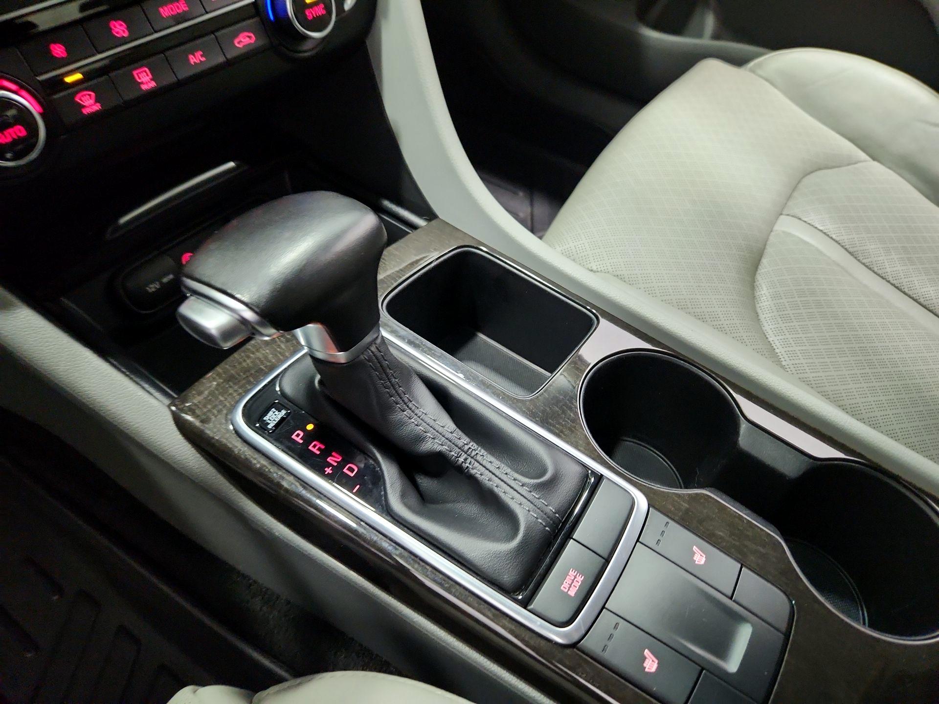 Thumbnail: 2018 Kia Optima - 17