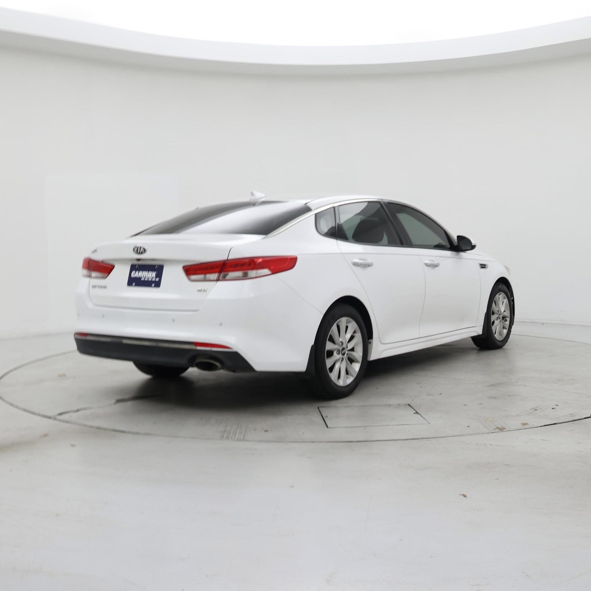 Thumbnail: 2018 Kia Optima - 8