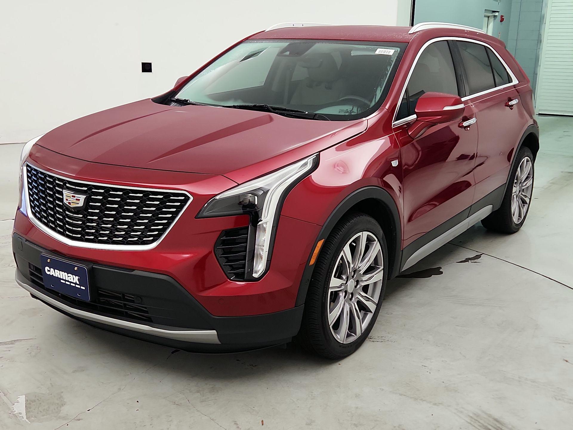 Thumbnail: 2022 Cadillac XT4 - 3