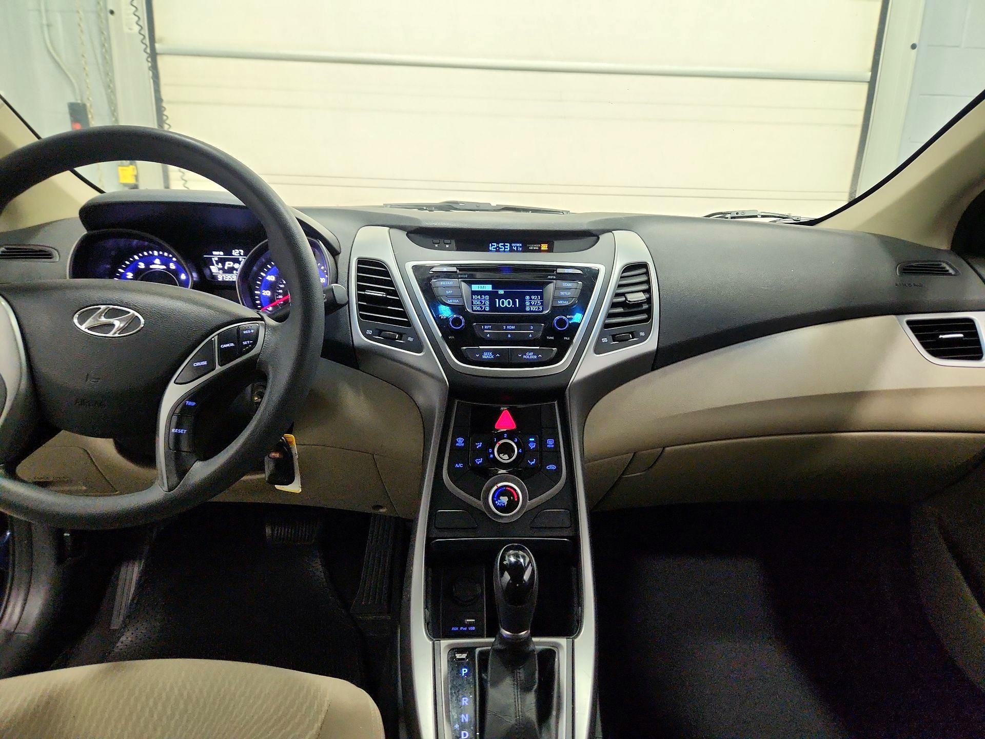 Thumbnail: 2016 Hyundai Elantra - 9