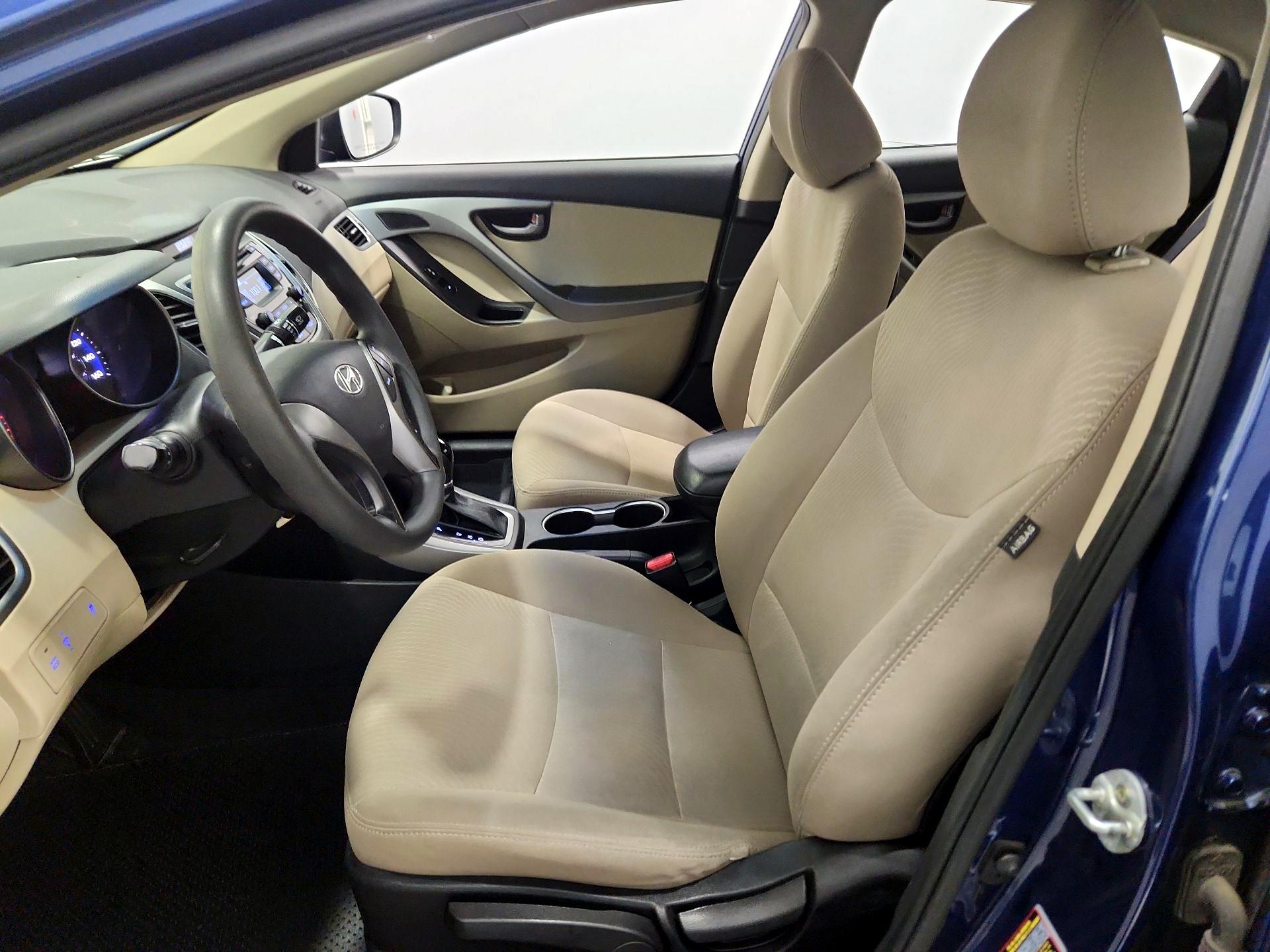 Thumbnail: 2016 Hyundai Elantra - 11