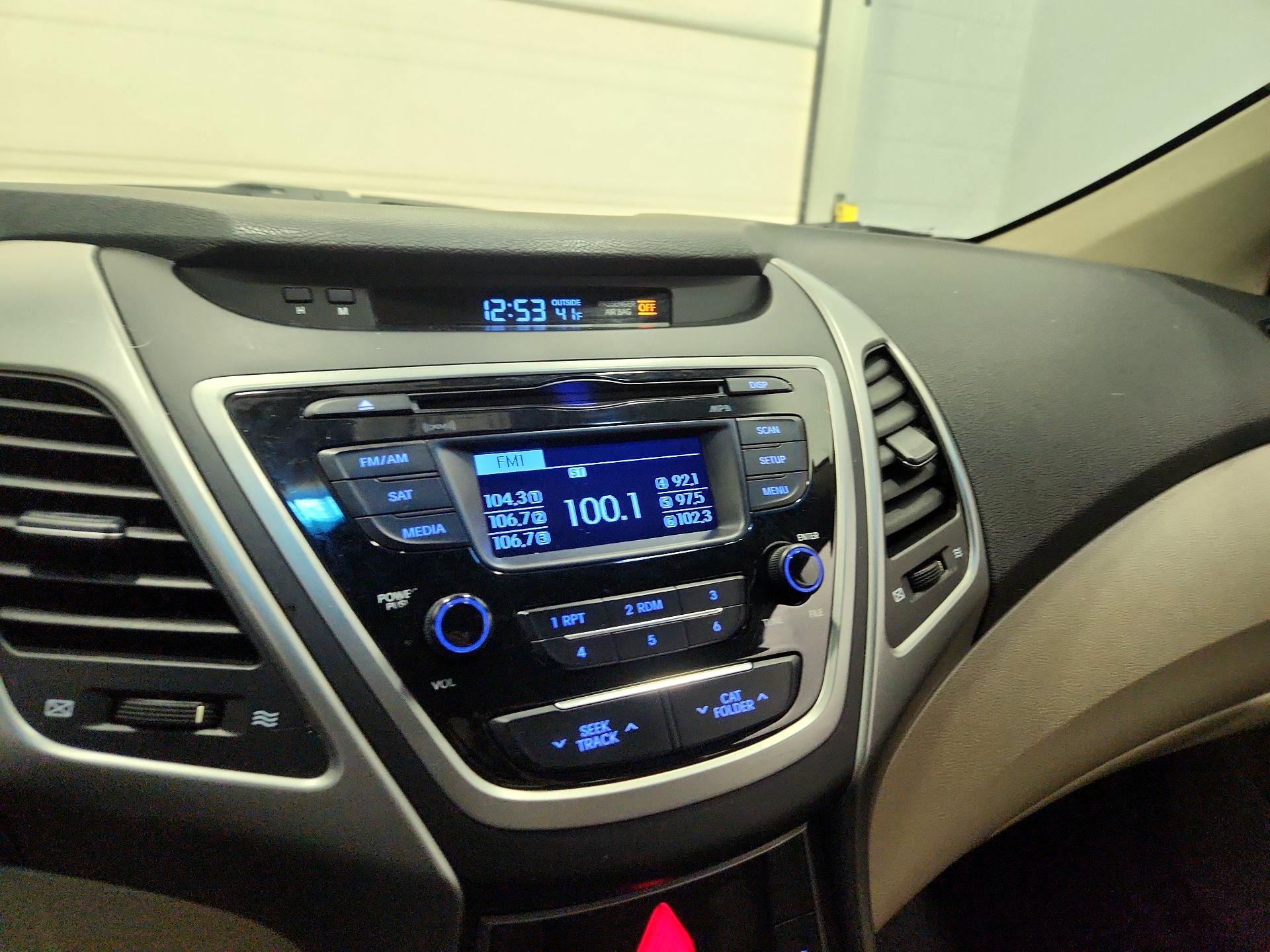 Thumbnail: 2016 Hyundai Elantra - 14