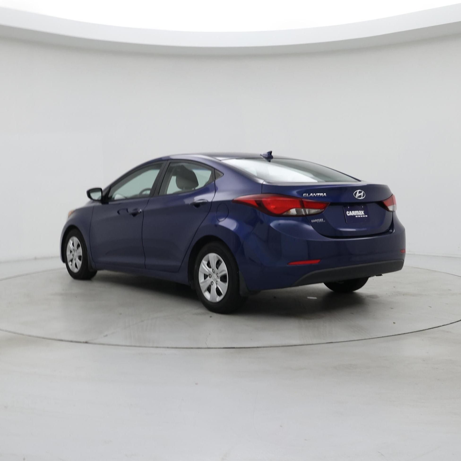 Thumbnail: 2016 Hyundai Elantra - 2