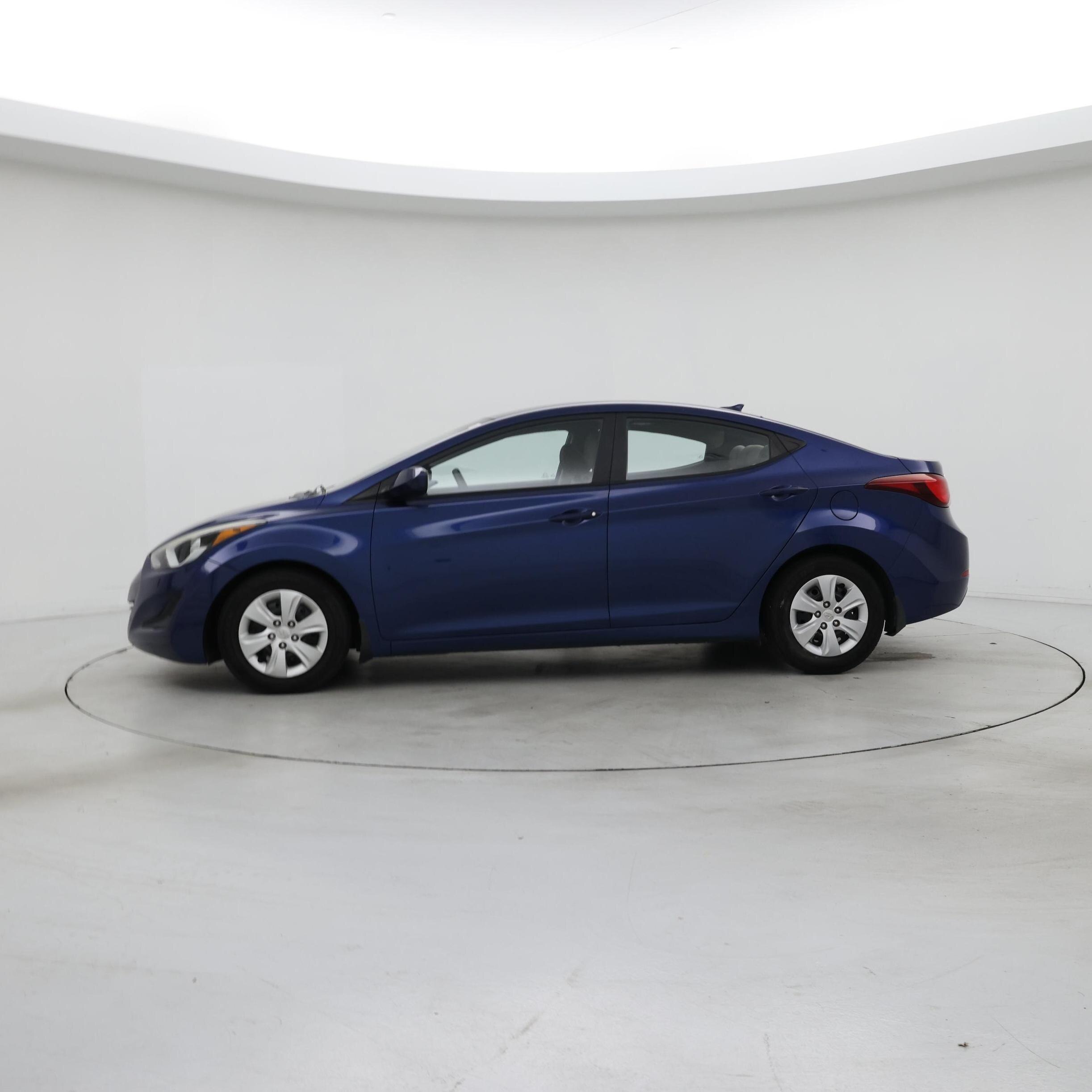 Thumbnail: 2016 Hyundai Elantra - 3