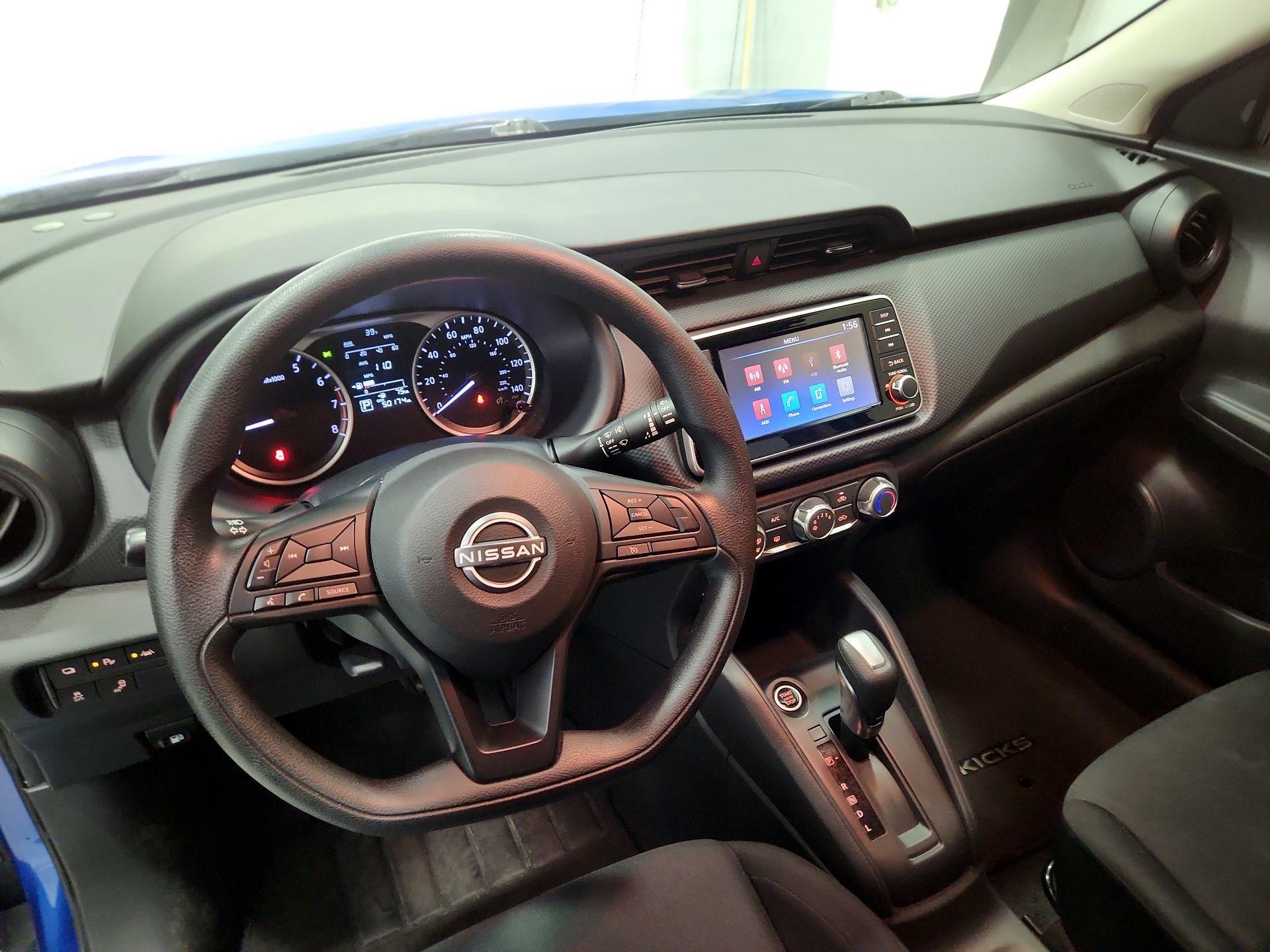 Thumbnail: 2023 Nissan Kicks - 9