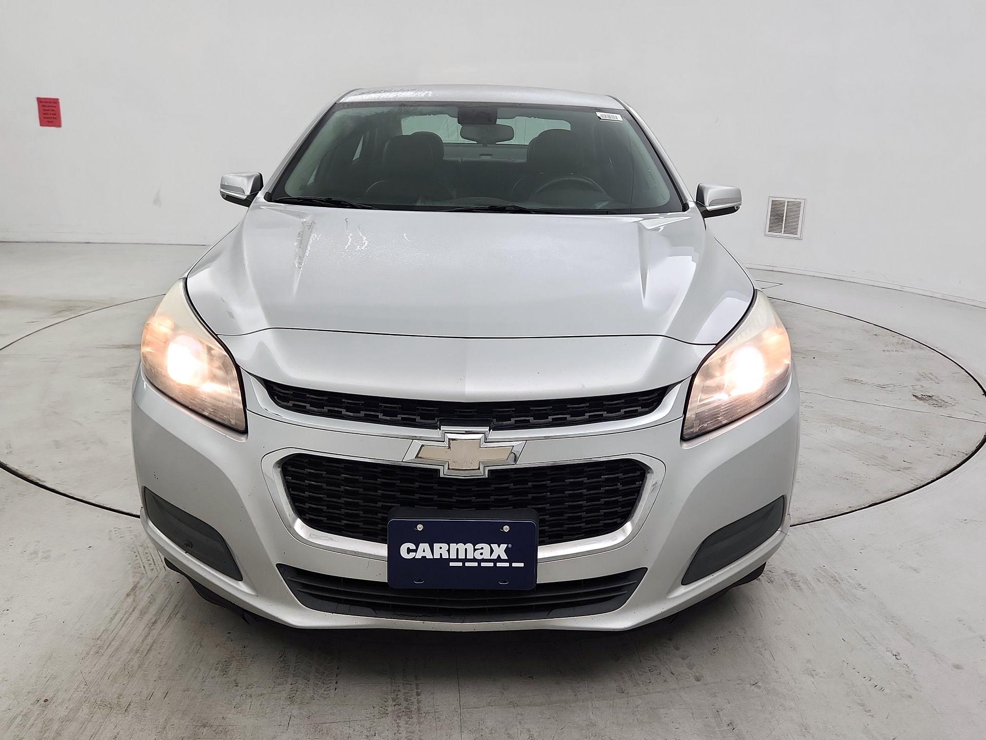 Thumbnail: 2016 Chevrolet Malibu - 2