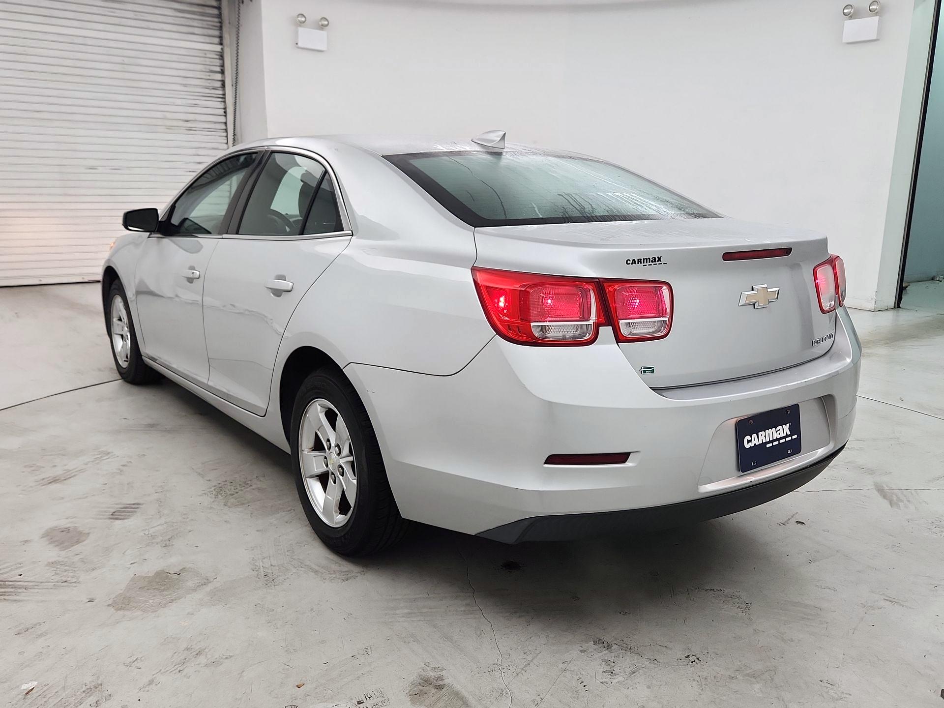 Thumbnail: 2016 Chevrolet Malibu - 7