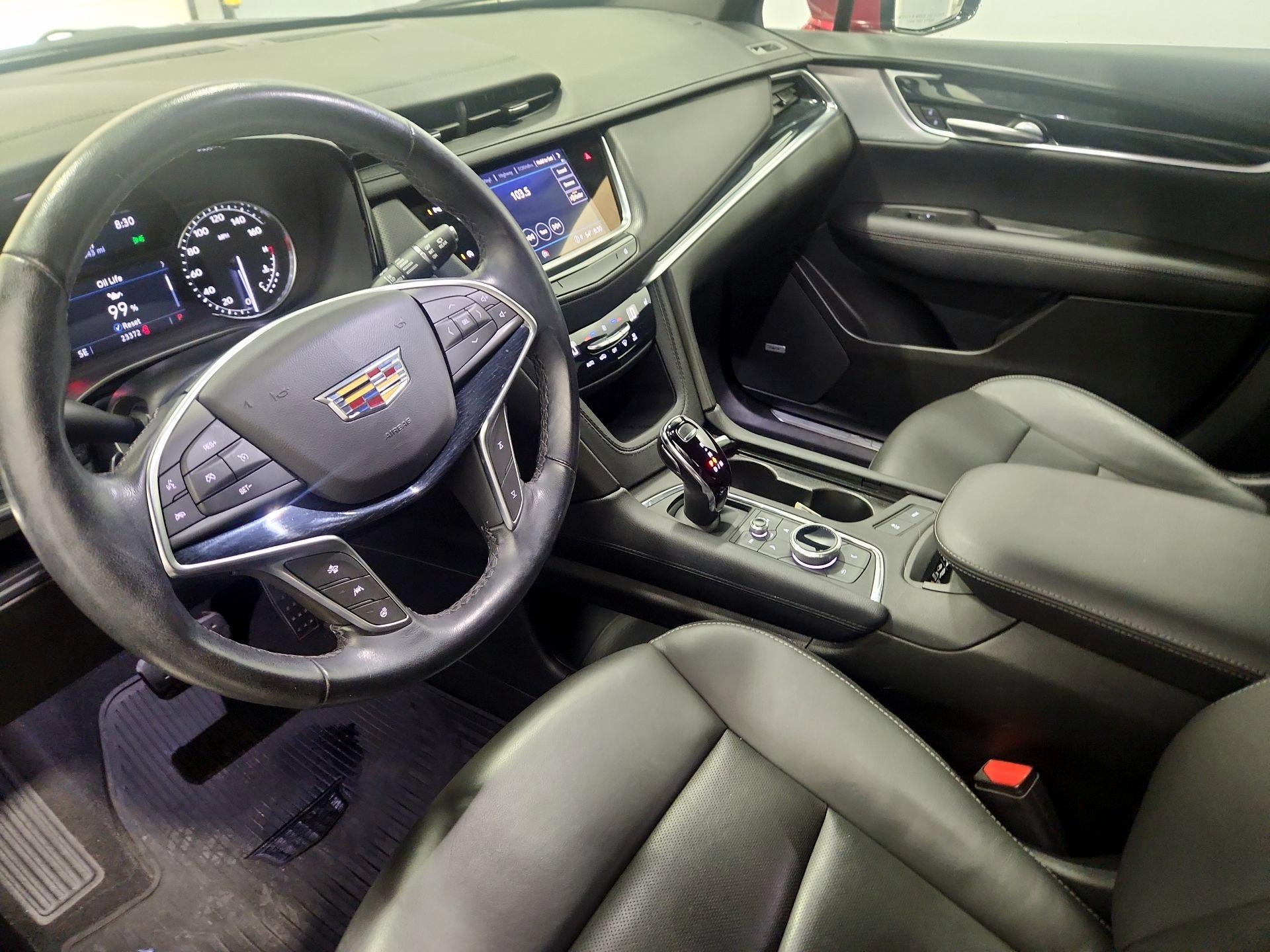 Thumbnail: 2024 Cadillac XT5 - 11