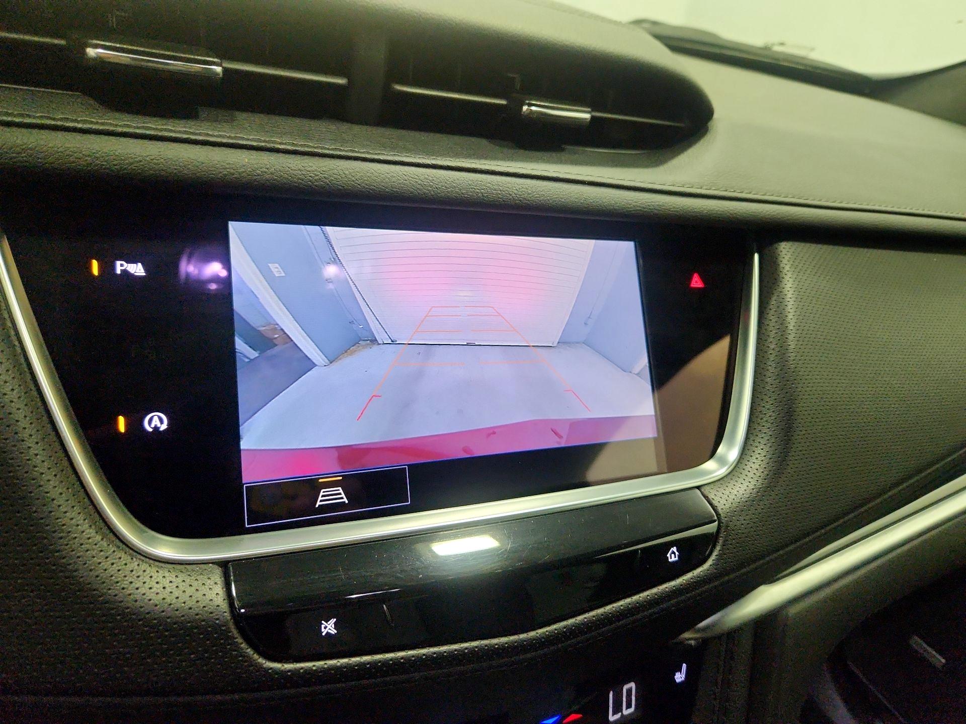 Thumbnail: 2024 Cadillac XT5 - 14