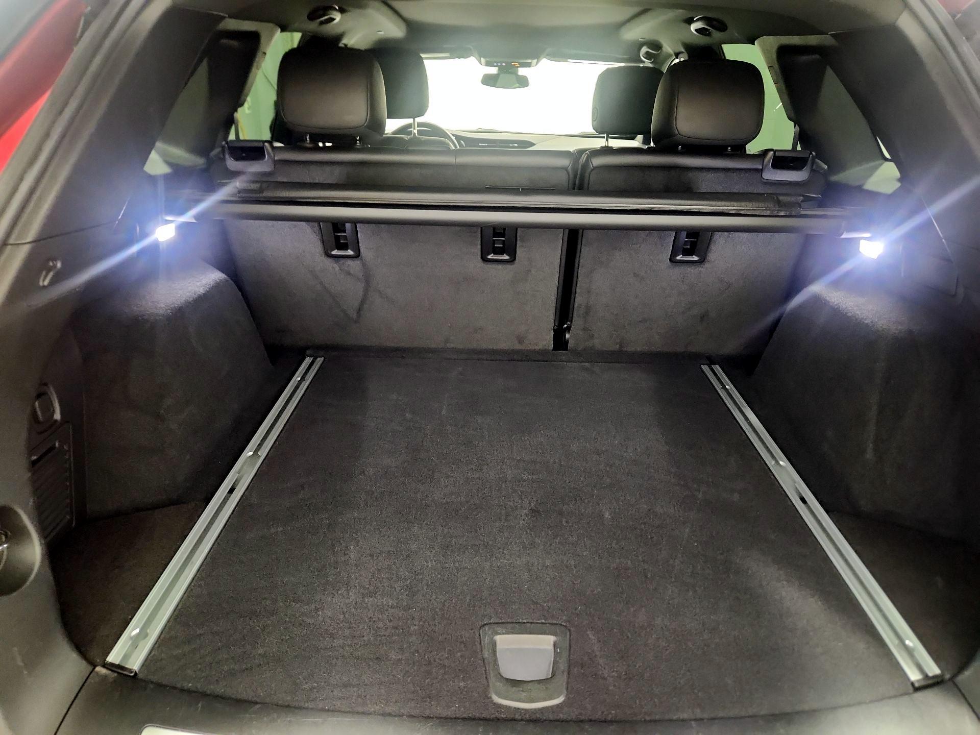 Thumbnail: 2024 Cadillac XT5 - 19