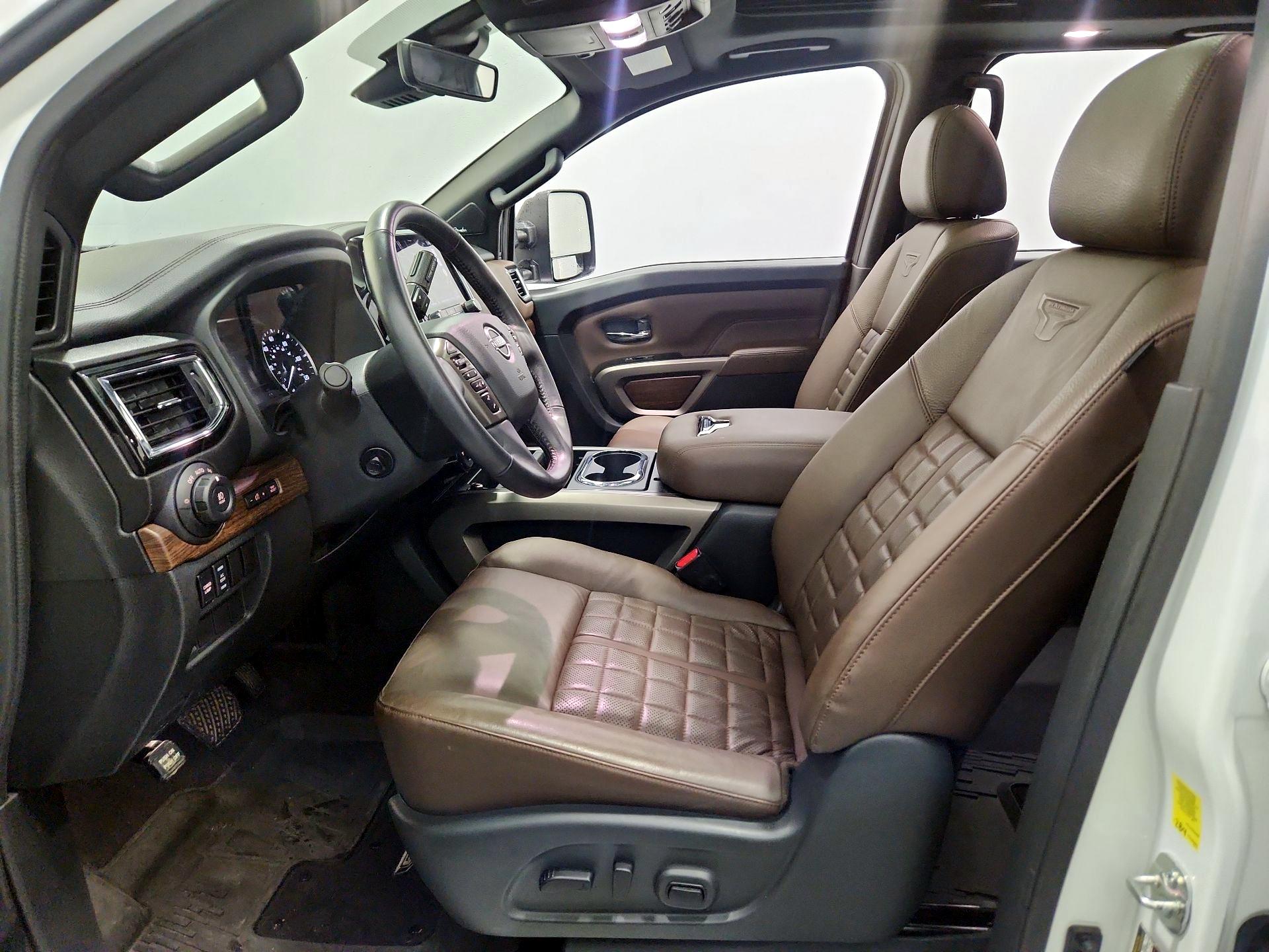 Thumbnail: 2023 Nissan Titan - 11