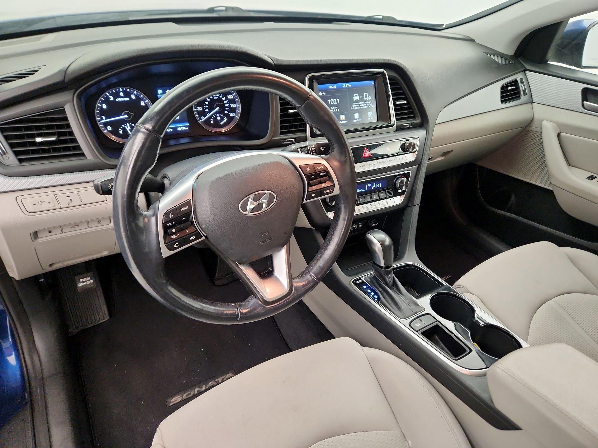 Thumbnail: 2019 Hyundai Sonata - 9