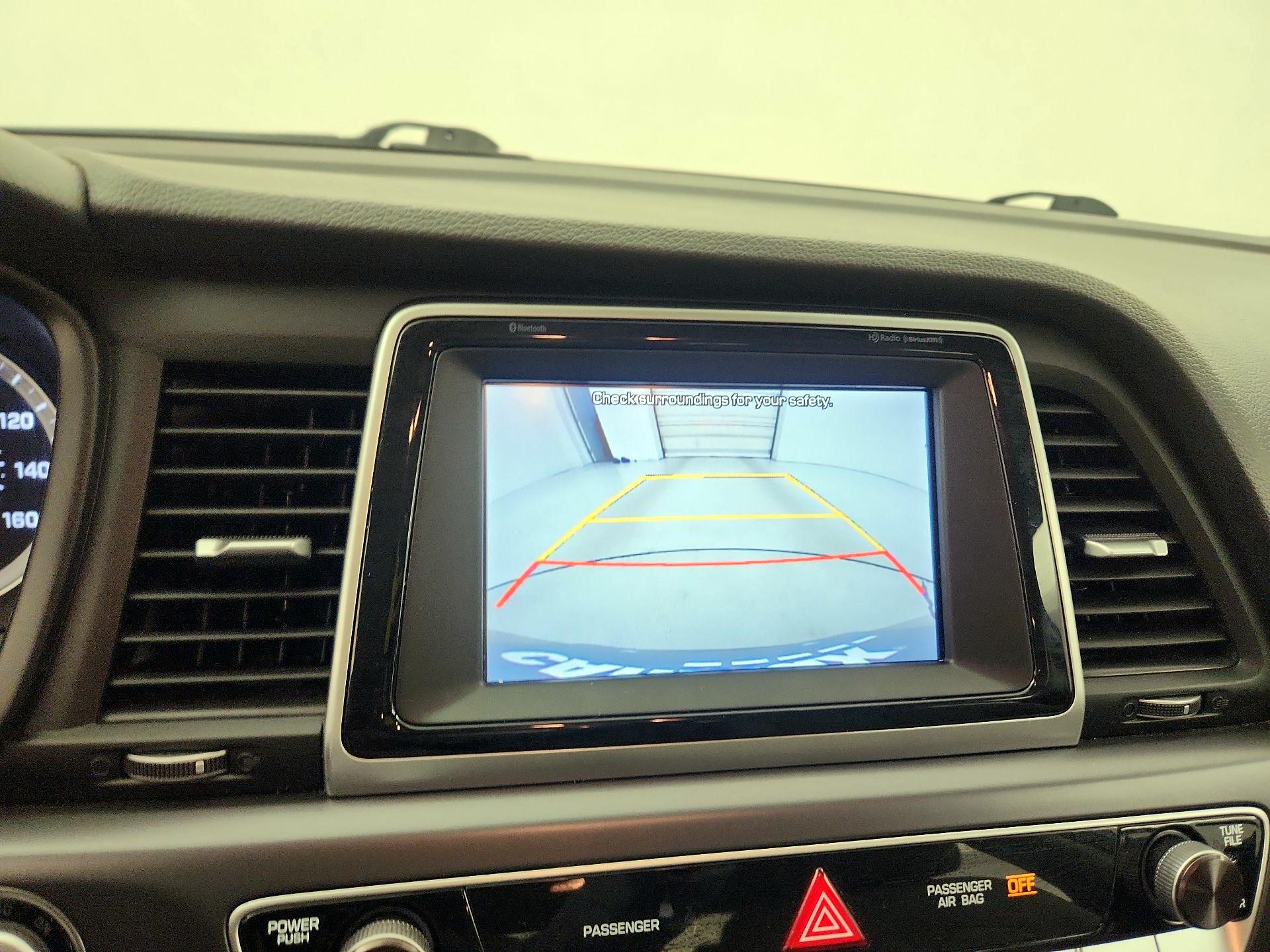 Thumbnail: 2019 Hyundai Sonata - 14