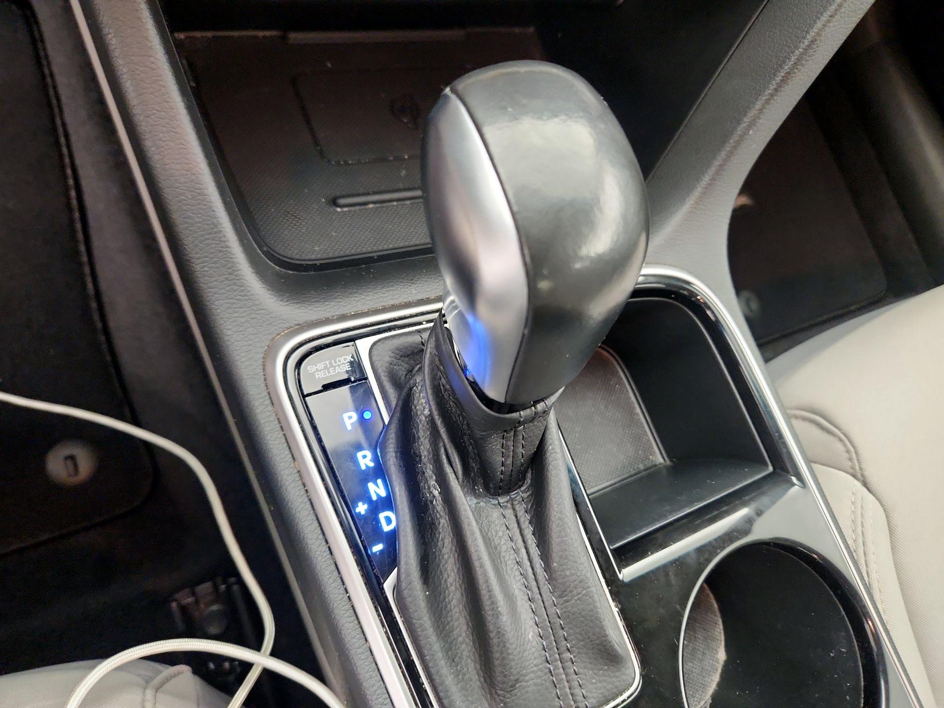 Thumbnail: 2019 Hyundai Sonata - 17