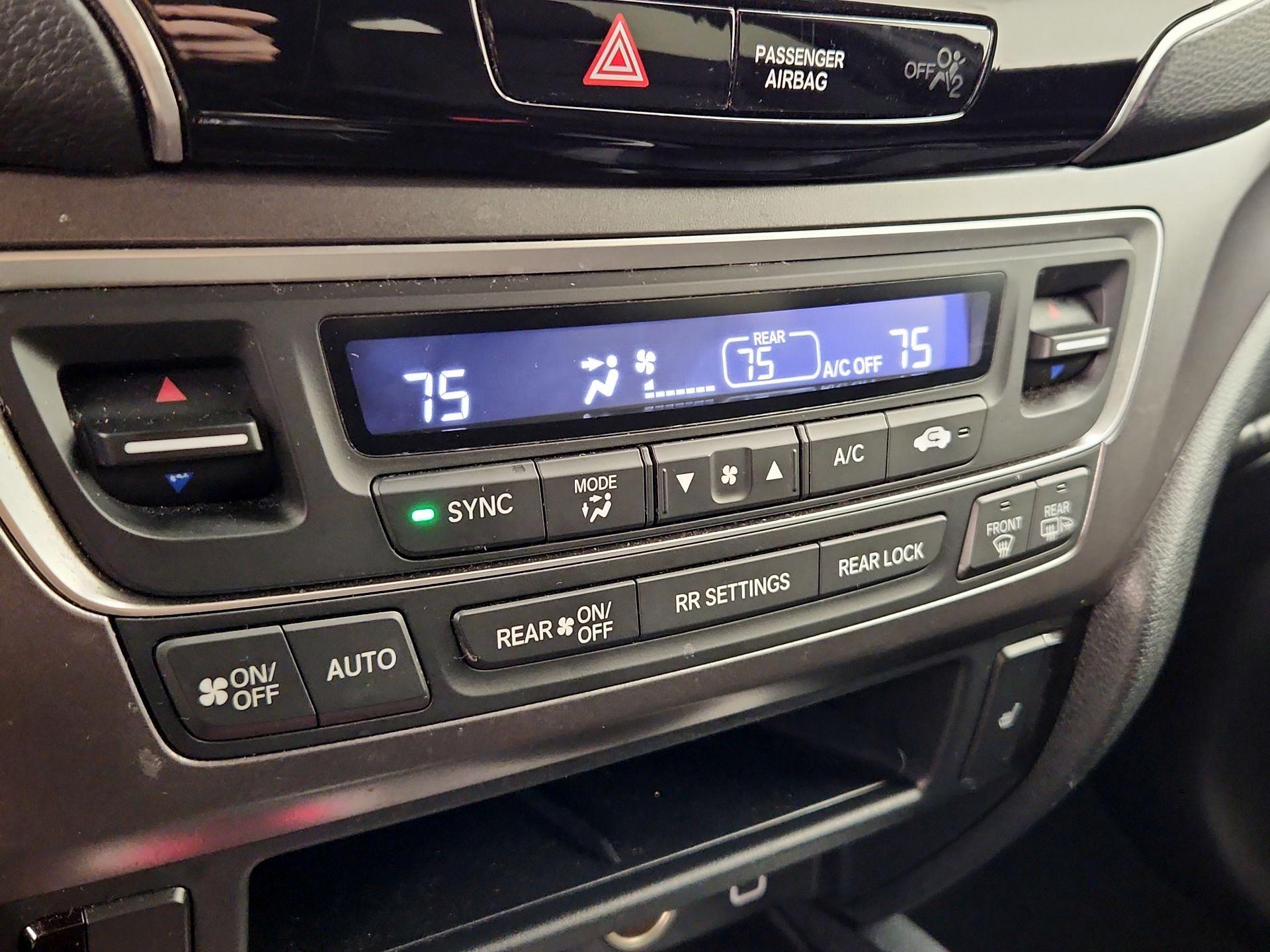 Thumbnail: 2022 Honda Pilot - 16