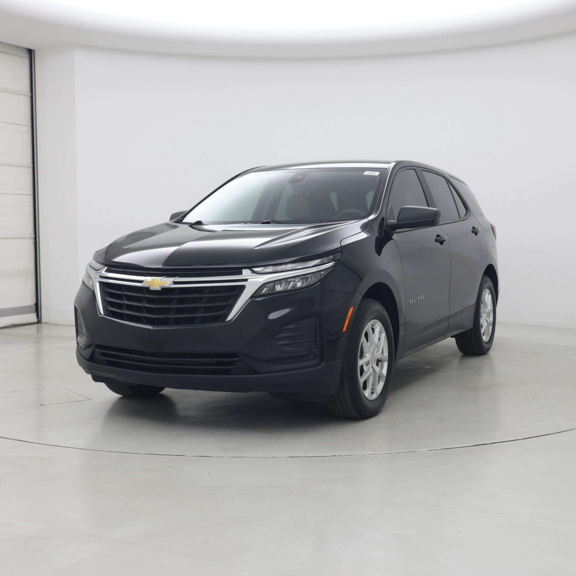 Thumbnail: 2022 Chevrolet Equinox - 4