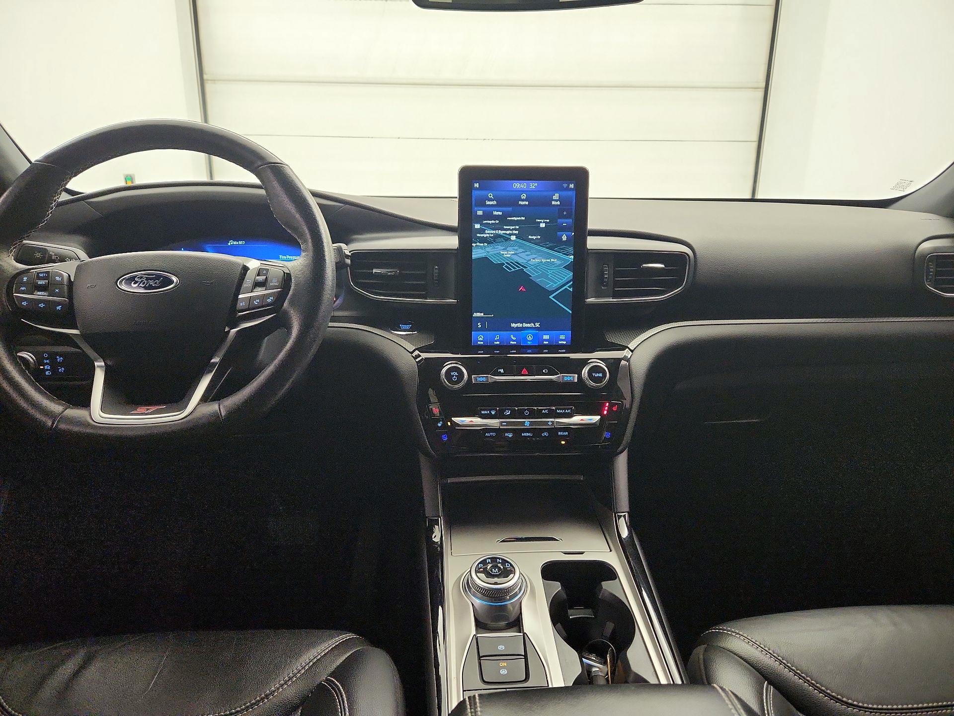 Thumbnail: 2022 Ford Explorer - 9