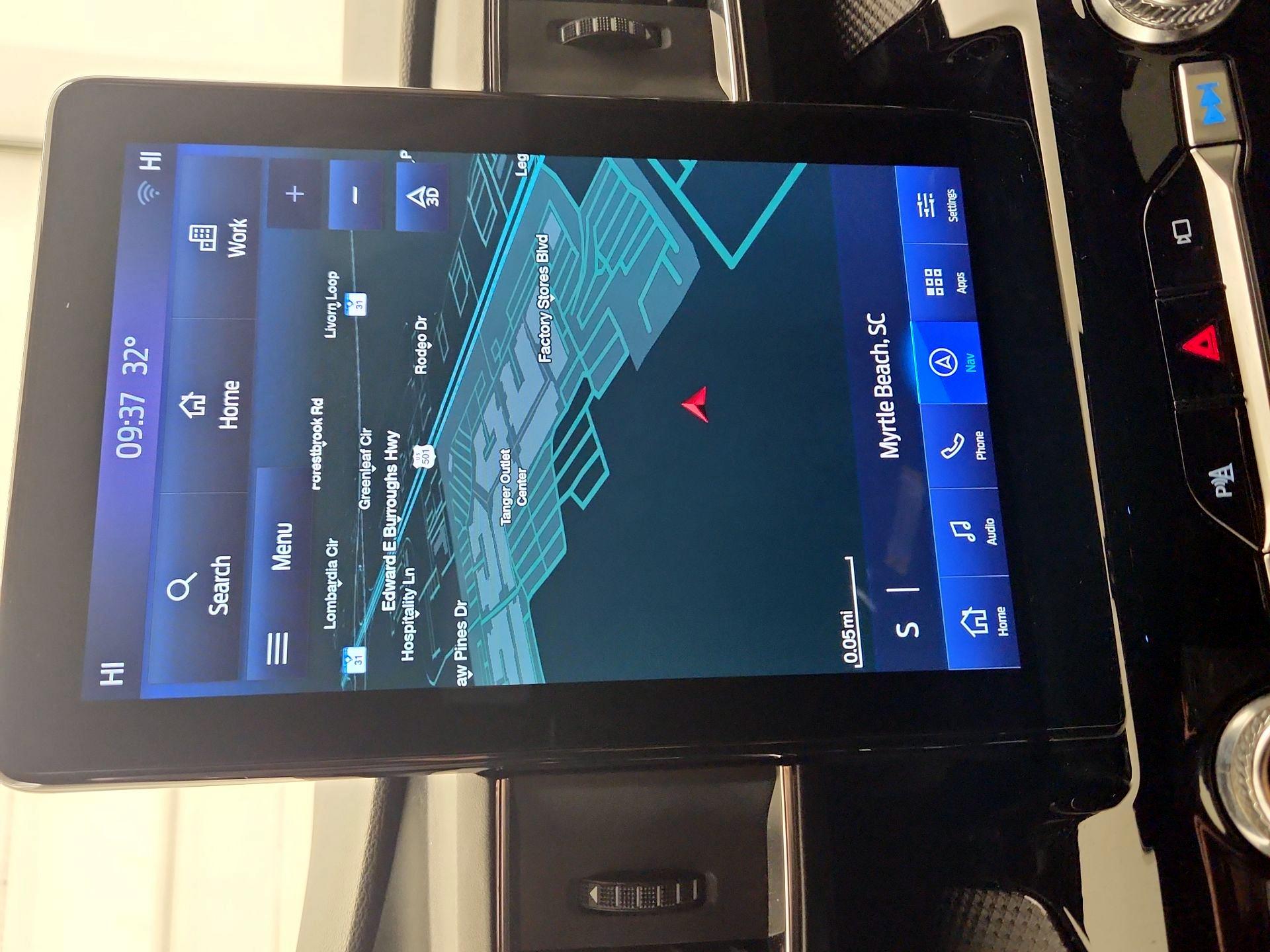 Thumbnail: 2022 Ford Explorer - 14