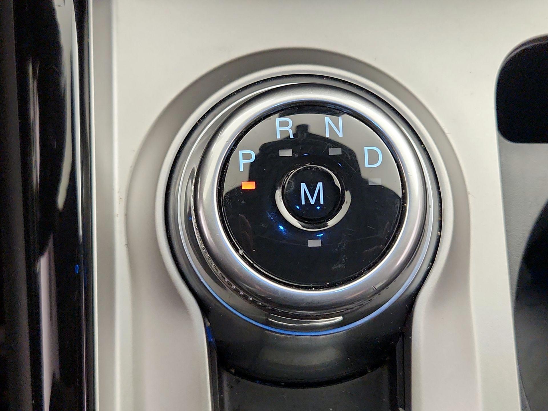 Thumbnail: 2022 Ford Explorer - 18