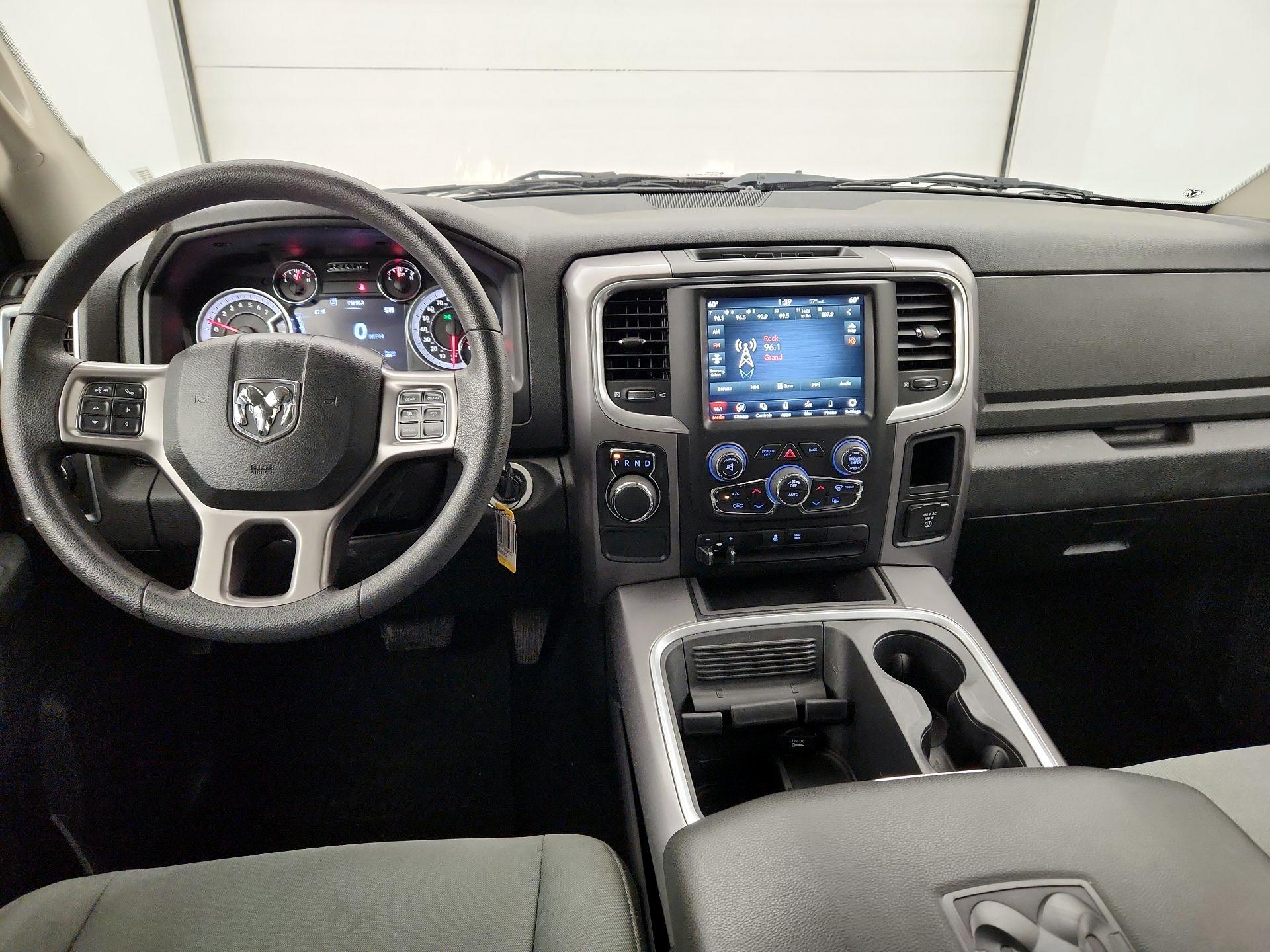 Thumbnail: 2023 RAM 1500 Classic - 9