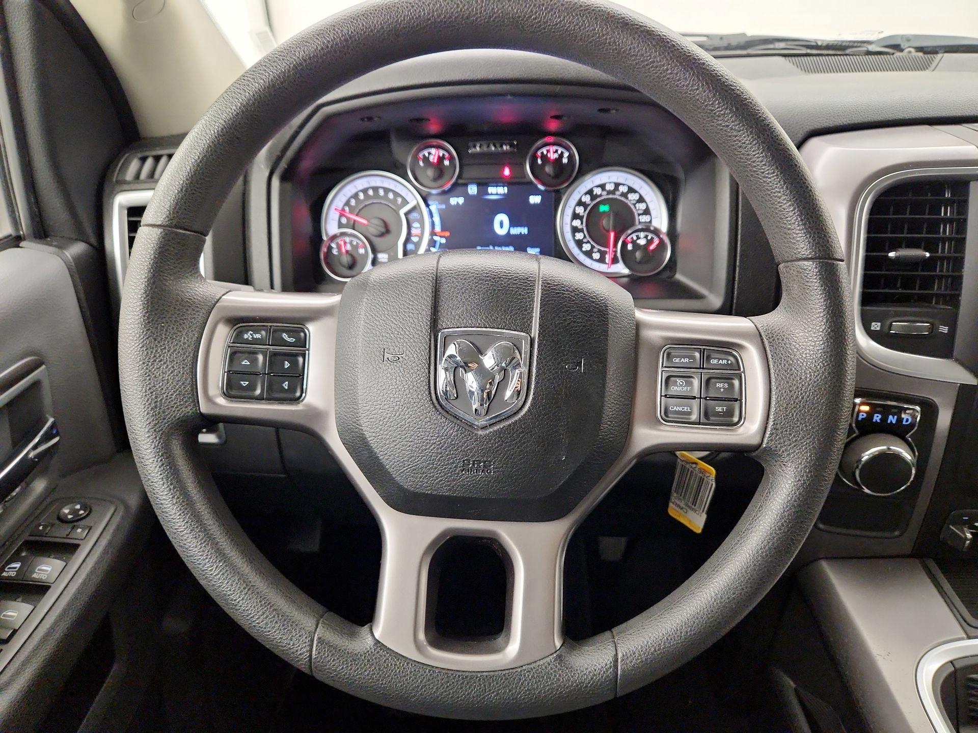 Thumbnail: 2023 RAM 1500 Classic - 10