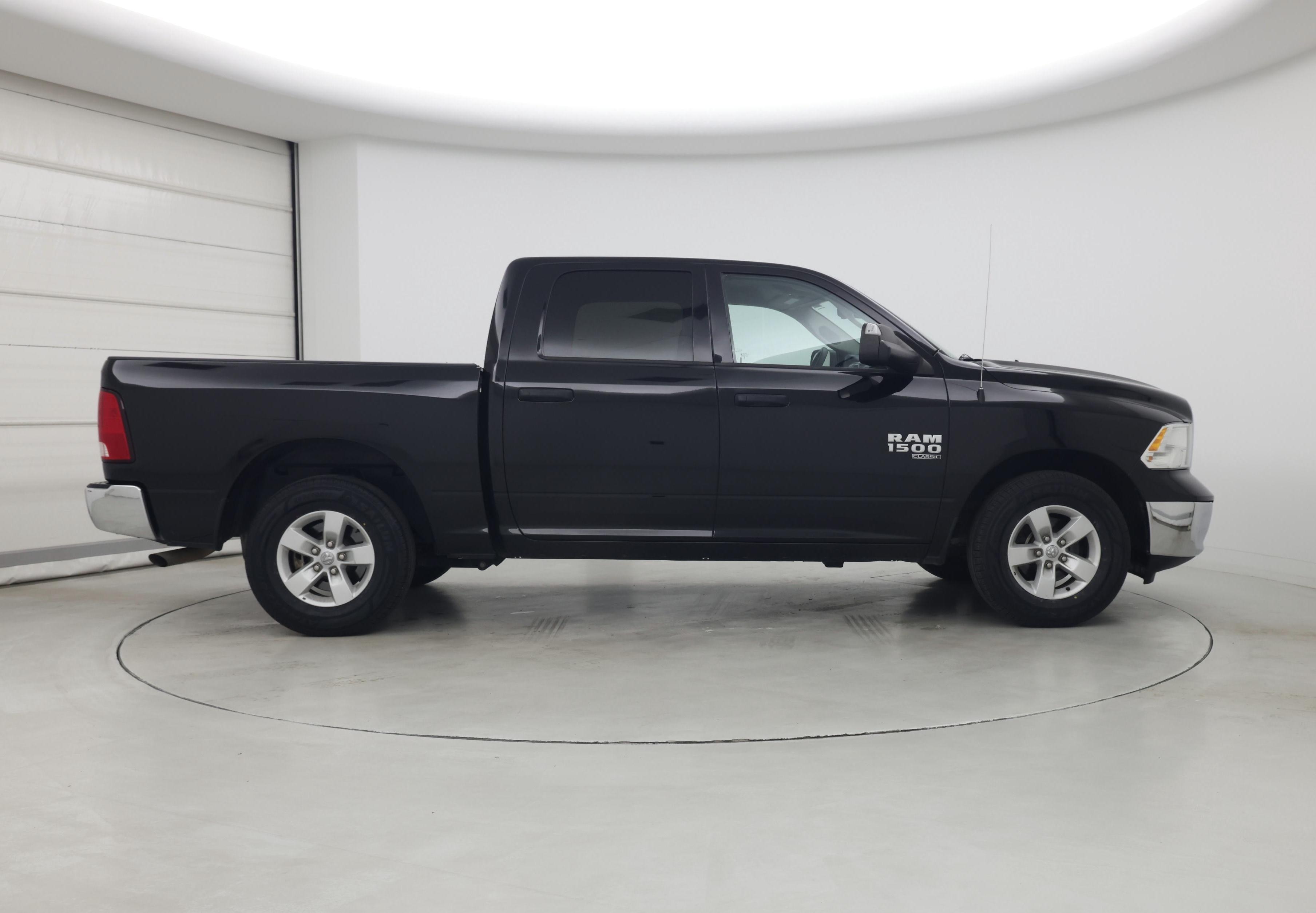 Thumbnail: 2023 RAM 1500 Classic - 7