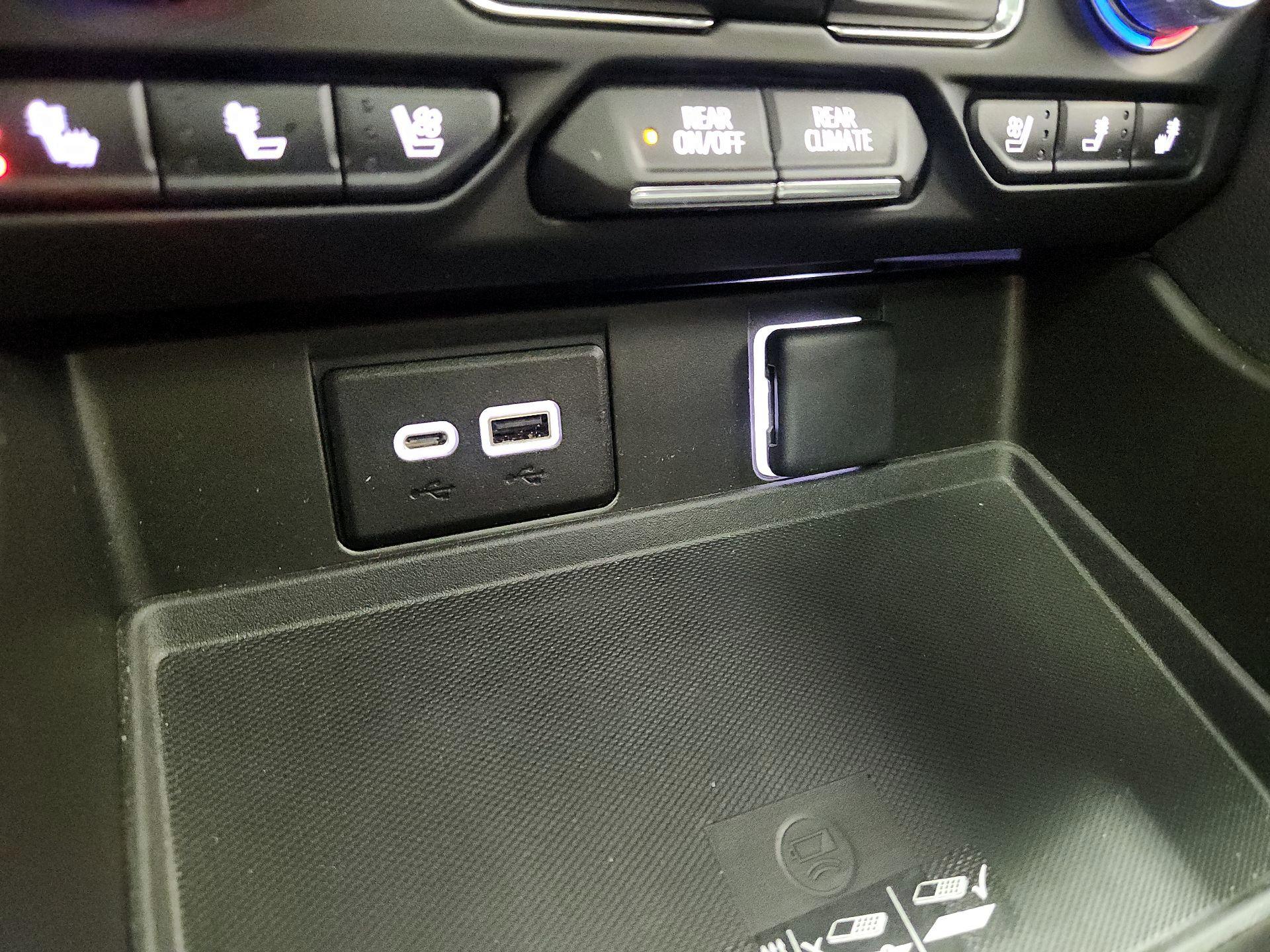 Thumbnail: 2023 GMC Yukon - 19