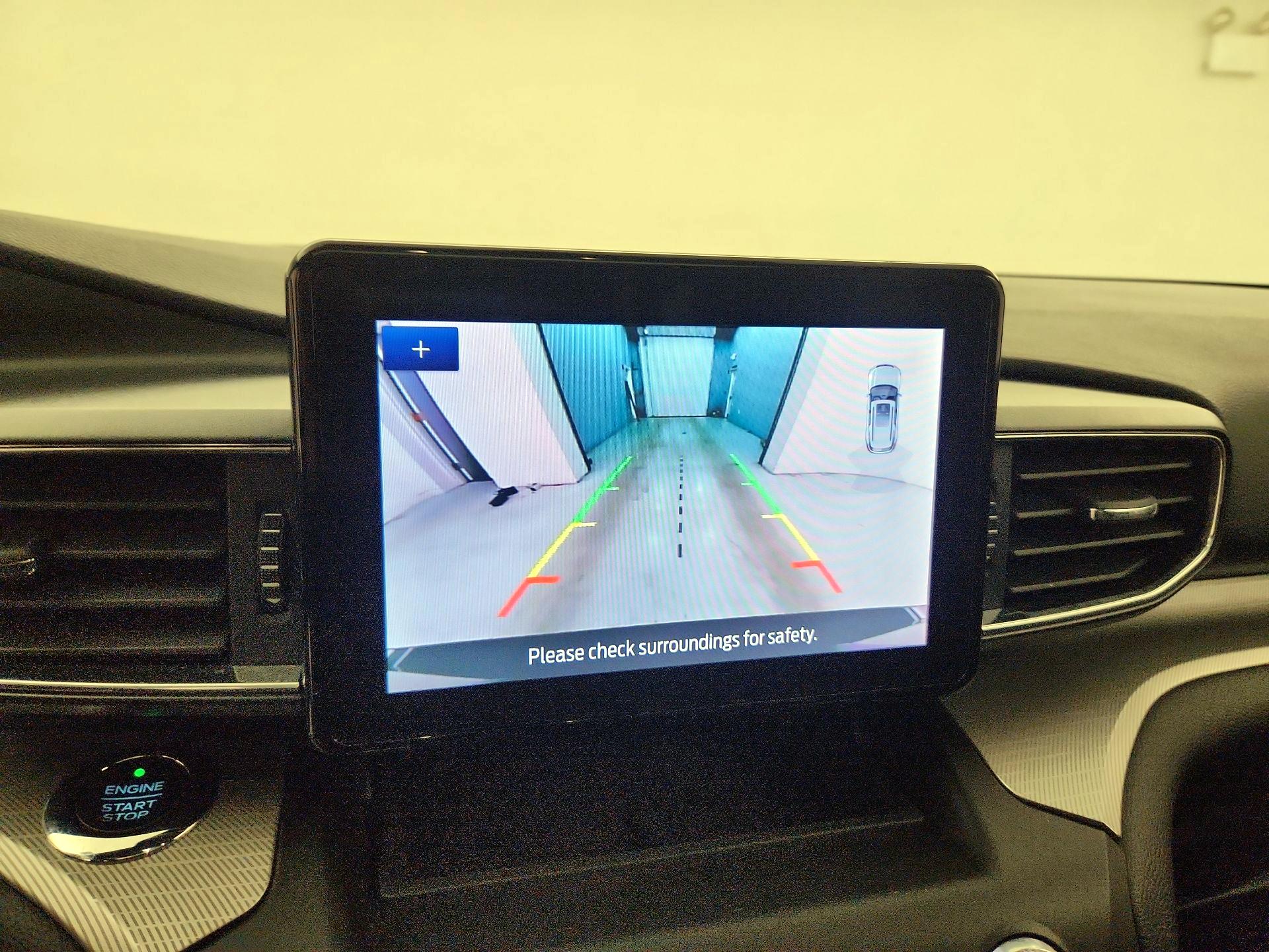 Thumbnail: 2020 Ford Explorer - 14