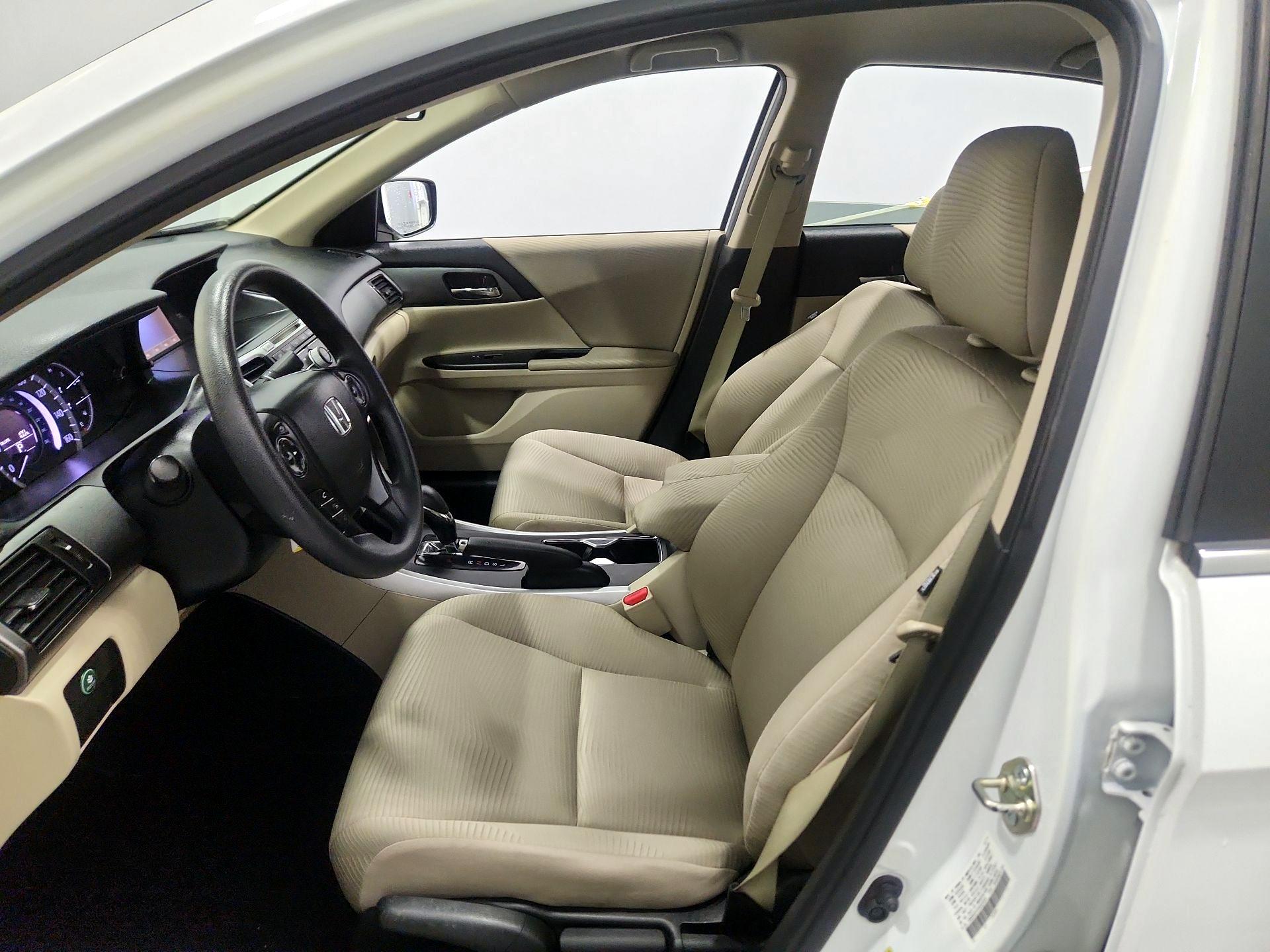 Thumbnail: 2015 Honda Accord - 11