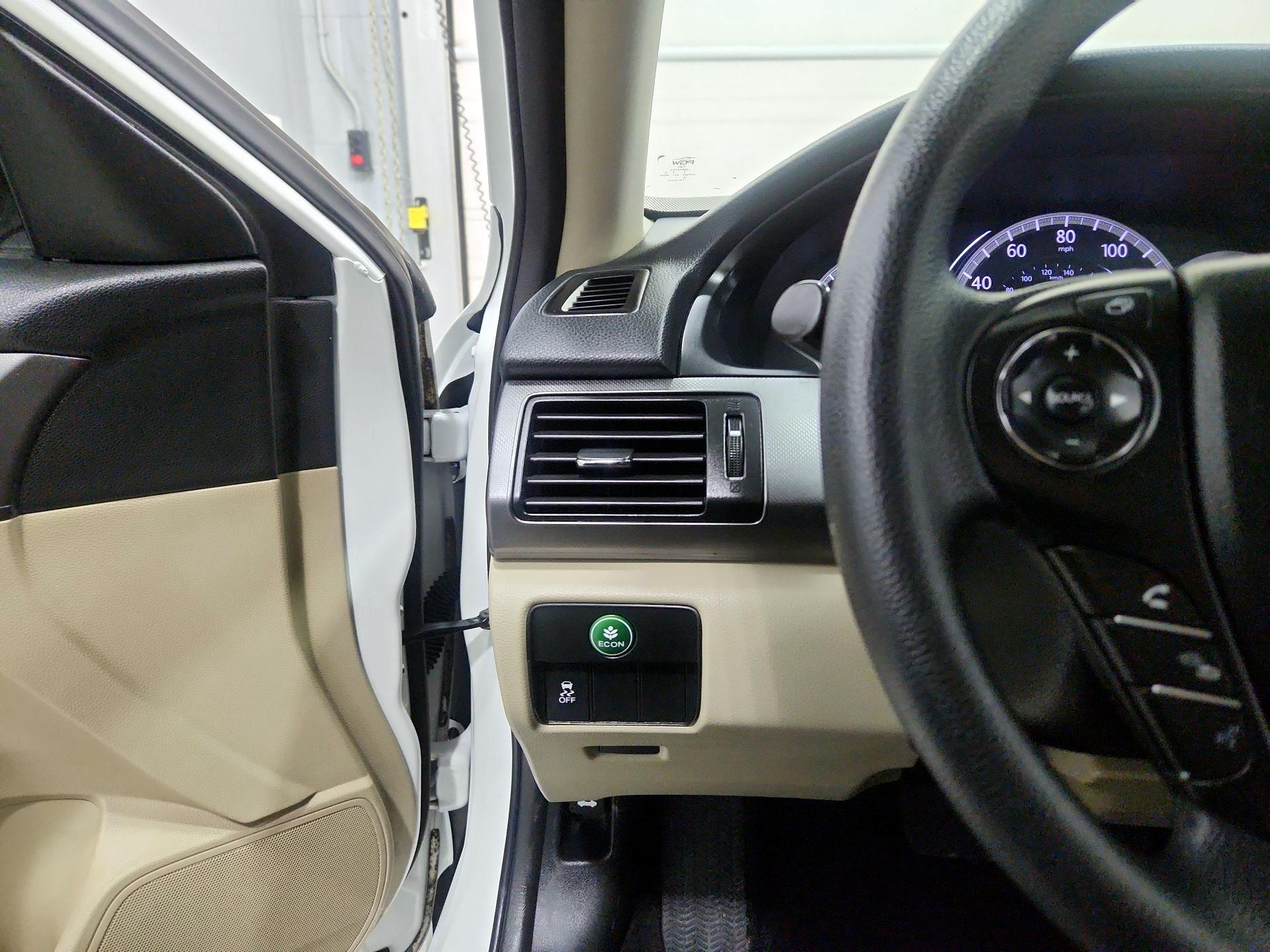 Thumbnail: 2015 Honda Accord - 13