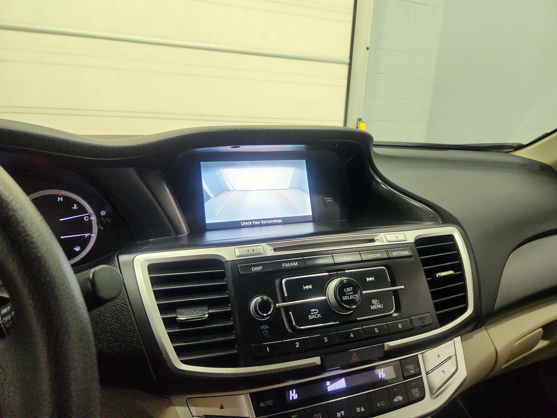 Thumbnail: 2015 Honda Accord - 14