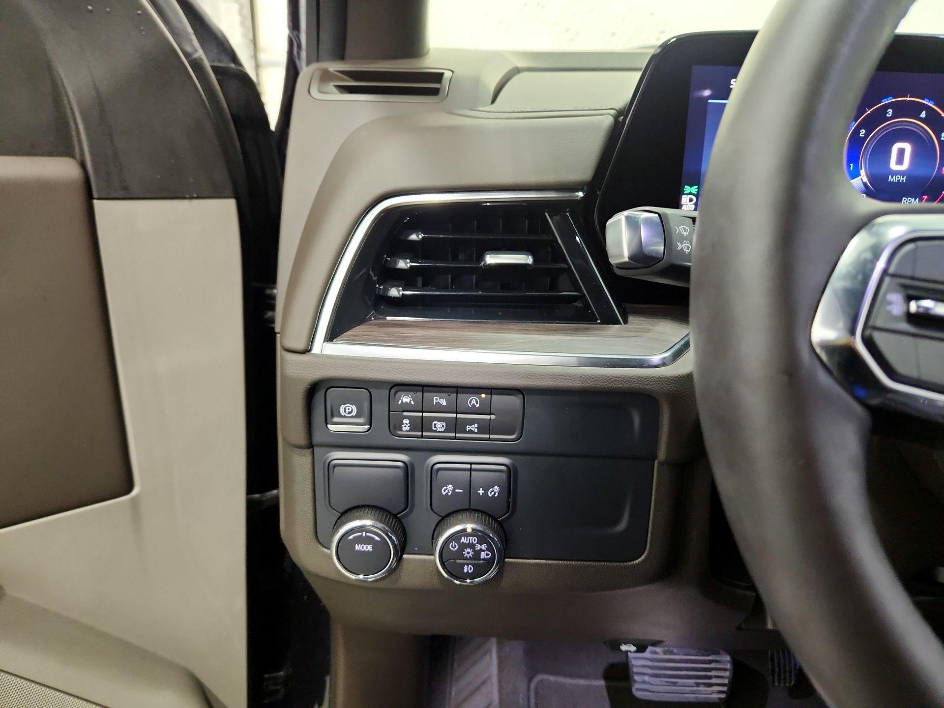 Thumbnail: 2025 Chevrolet Suburban - 13