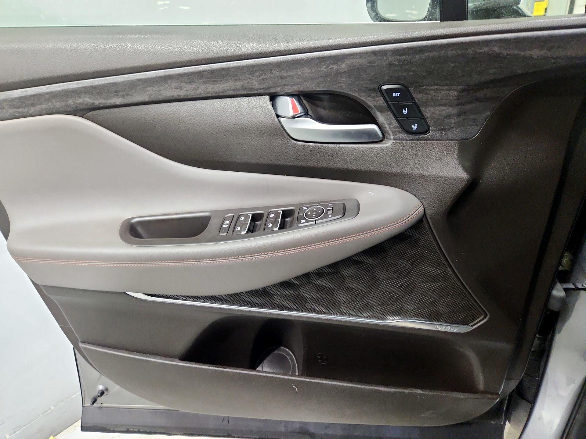 Thumbnail: 2019 Hyundai Santa Fe - 12