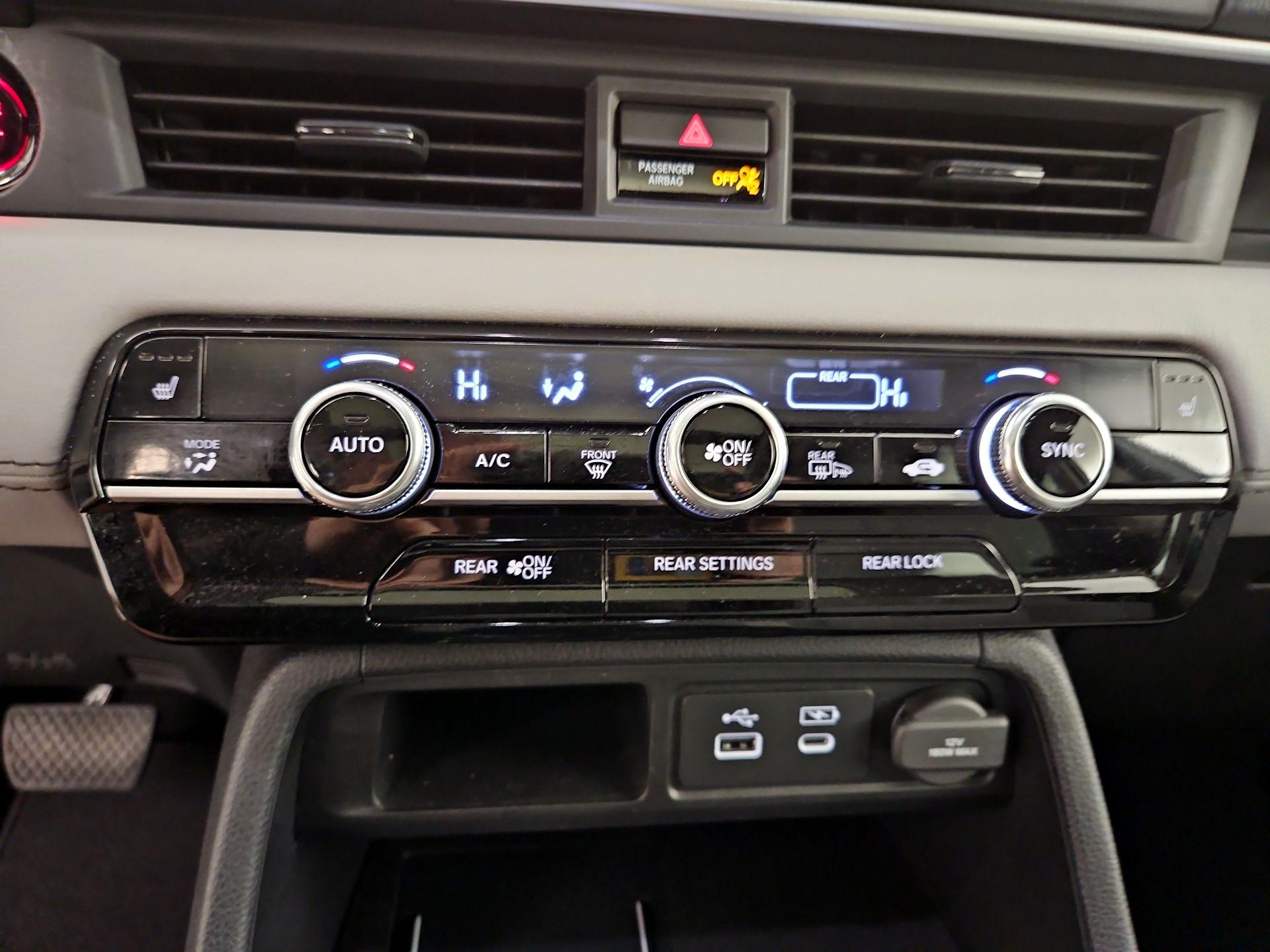 Thumbnail: 2025 Honda Pilot - 16