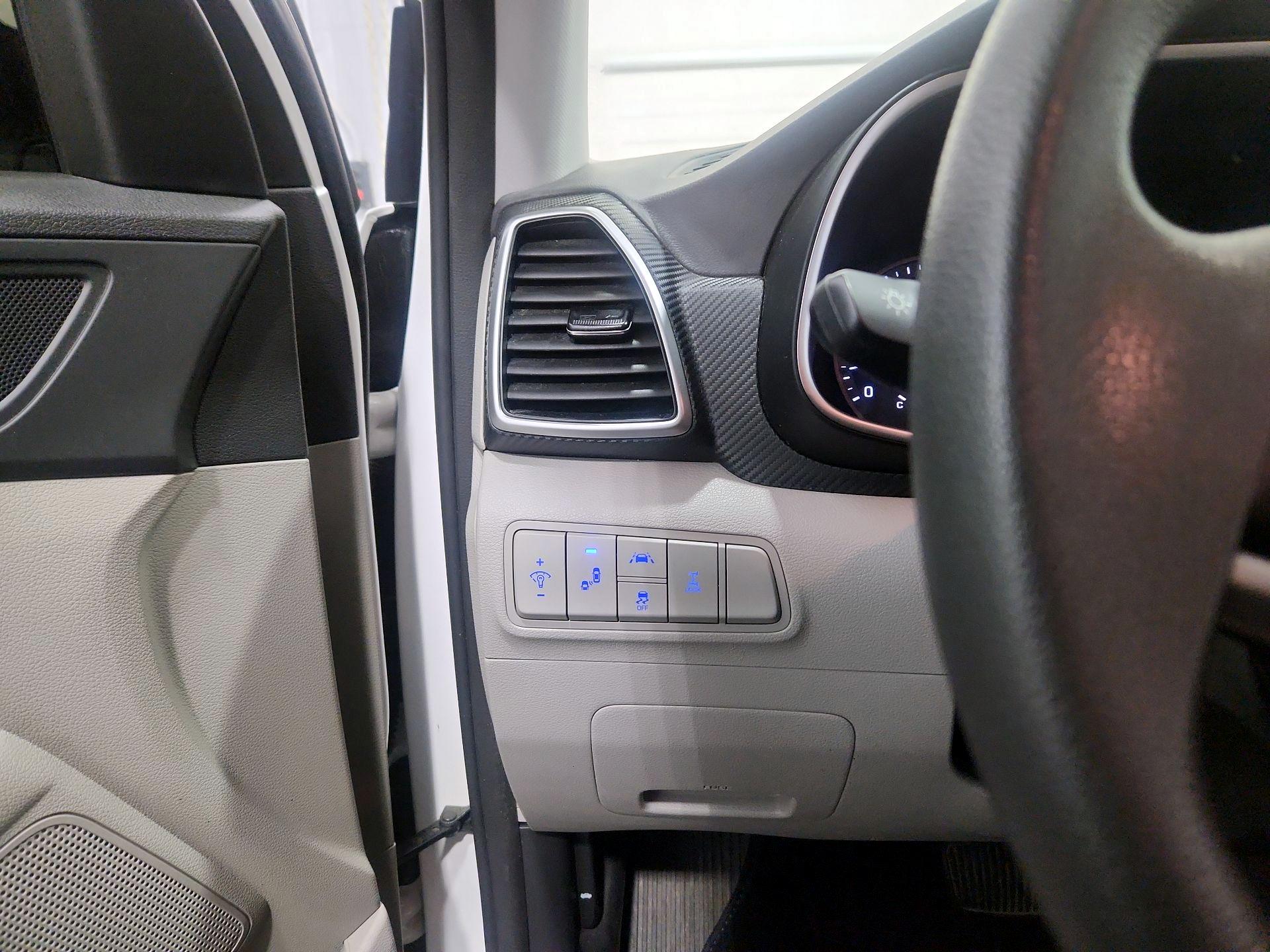 Thumbnail: 2021 Hyundai Tucson - 13