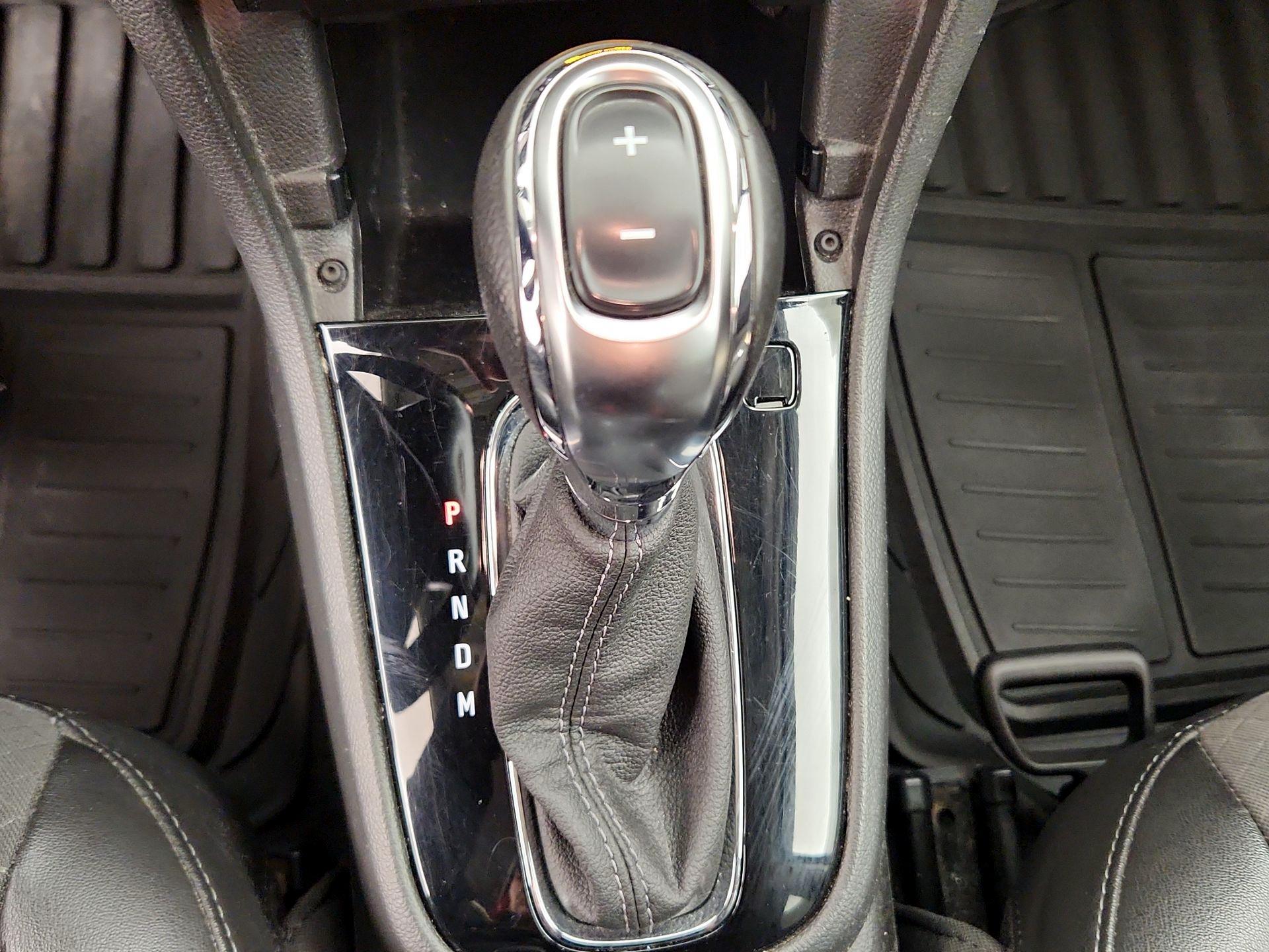 Thumbnail: 2020 Buick Encore - 17