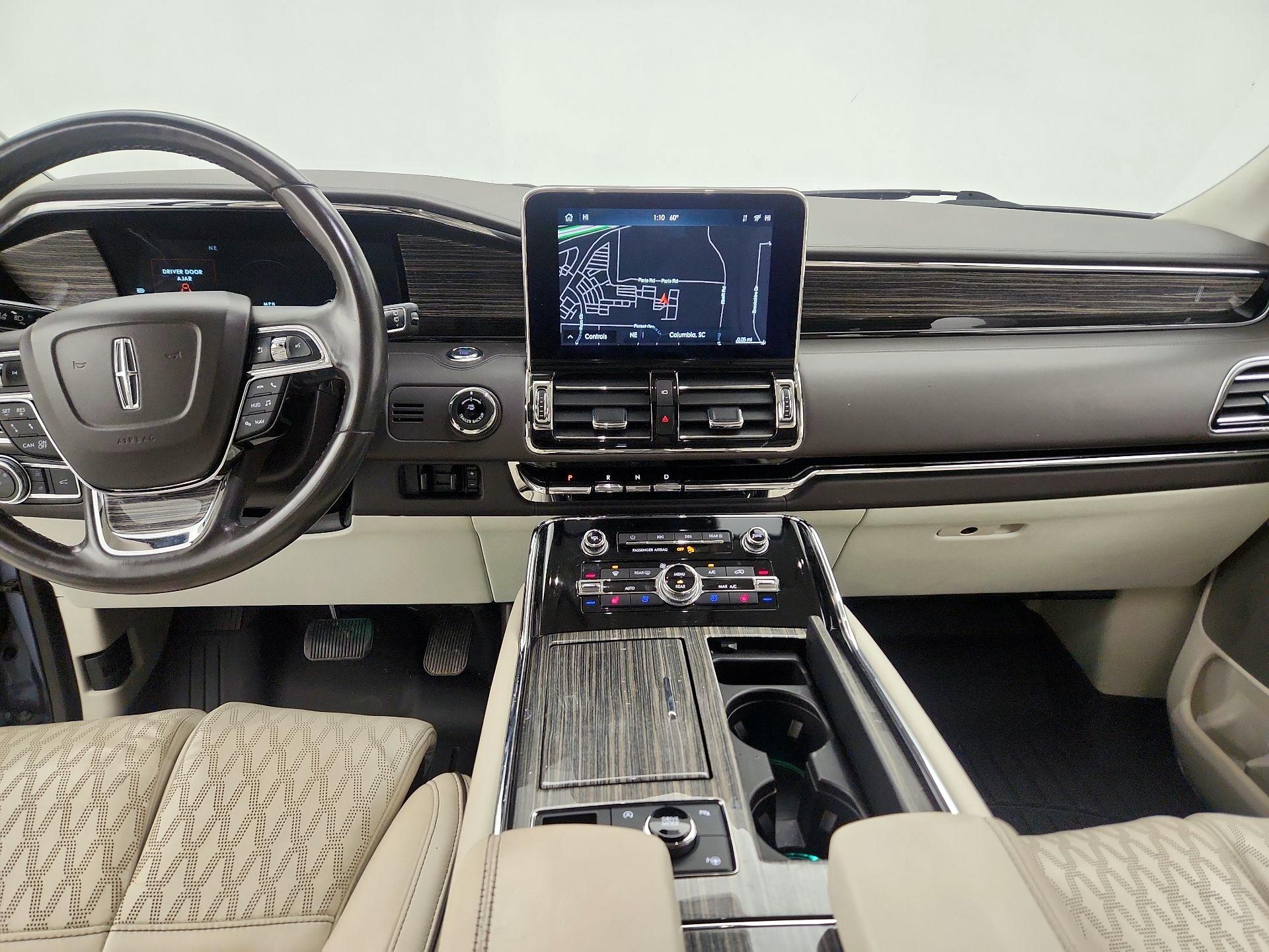 Thumbnail: 2020 Lincoln Navigator - 9