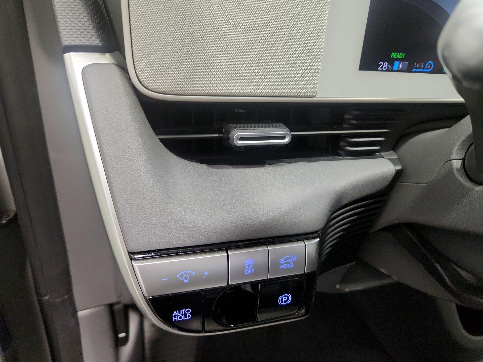 Thumbnail: 2023 Hyundai Ioniq 5 - 14