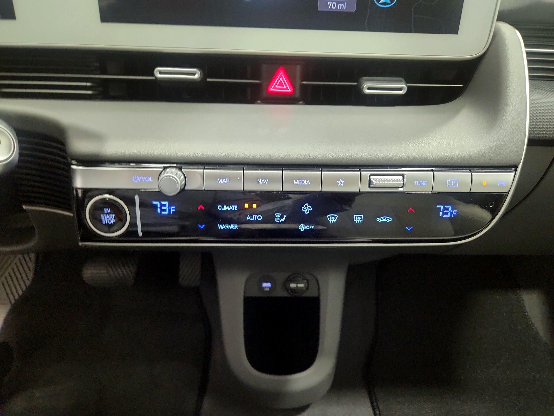 Thumbnail: 2023 Hyundai Ioniq 5 - 16