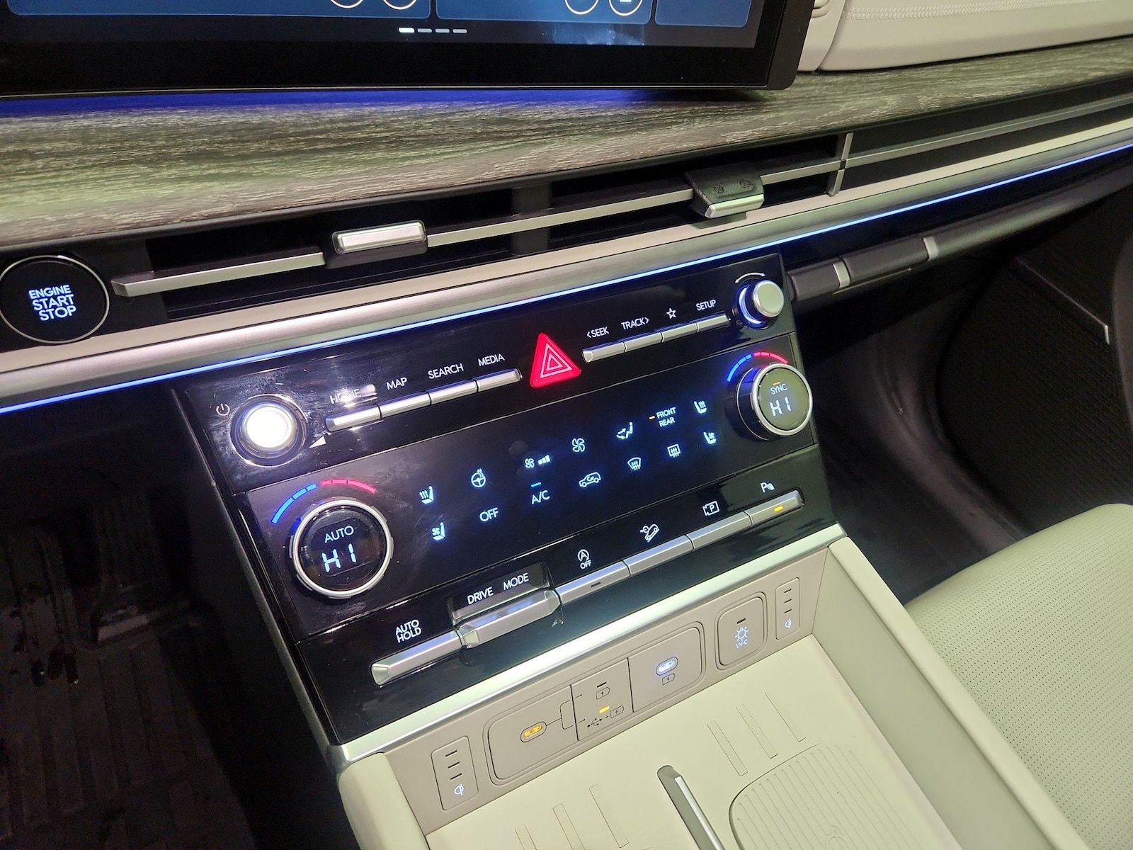 2025 Hyundai Santa Fe Calligraphy - Photo 16