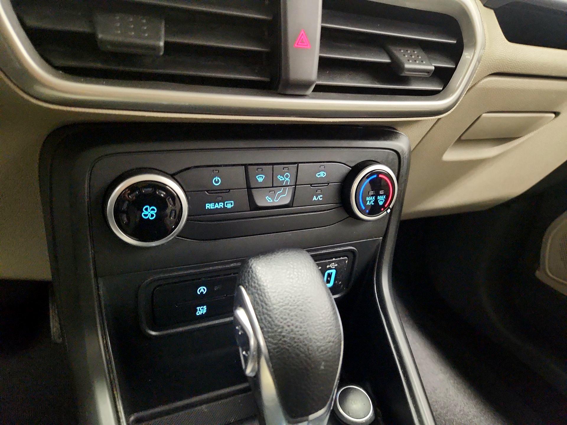 Thumbnail: 2021 Ford EcoSport - 16