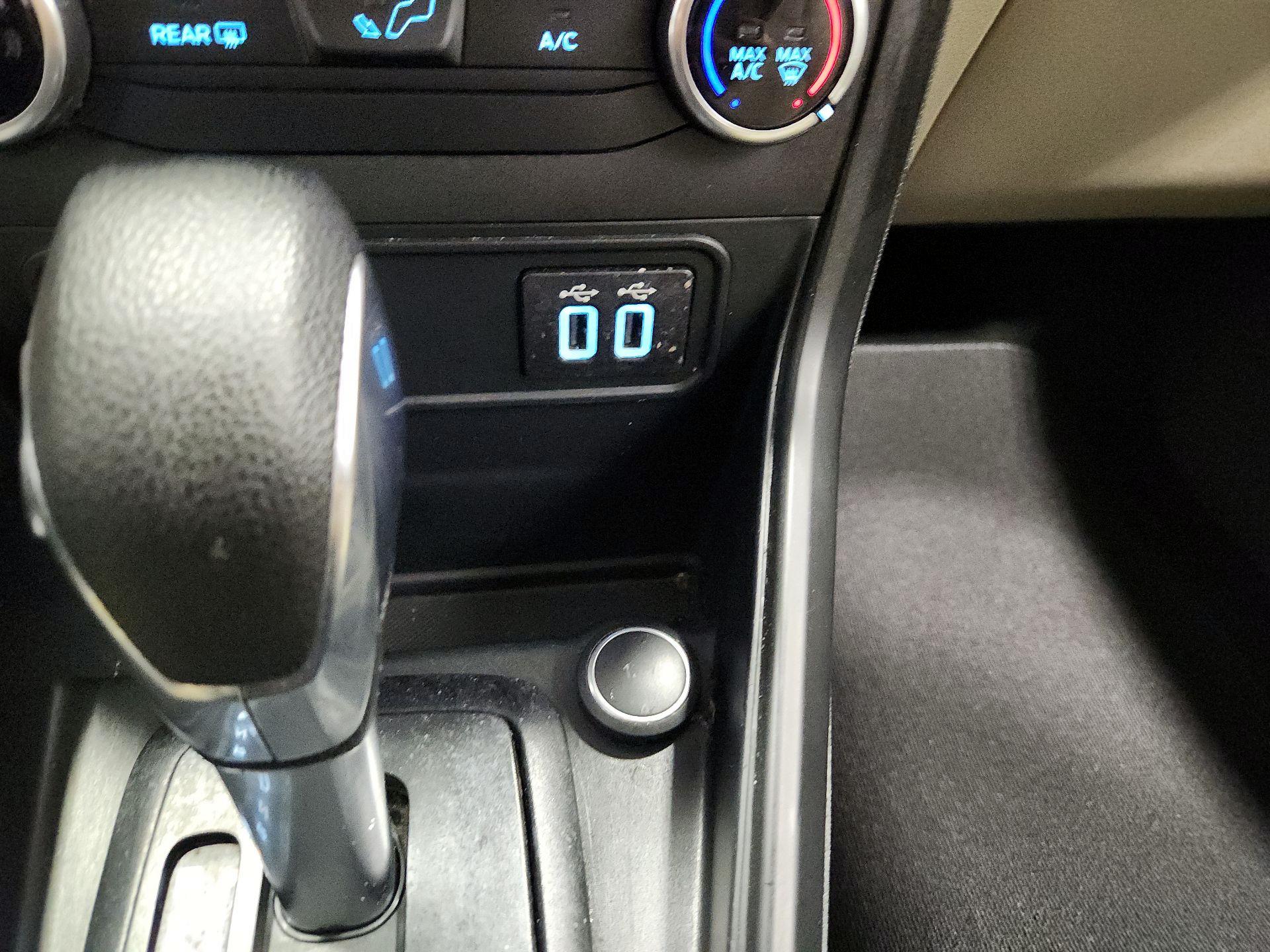 Thumbnail: 2021 Ford EcoSport - 18