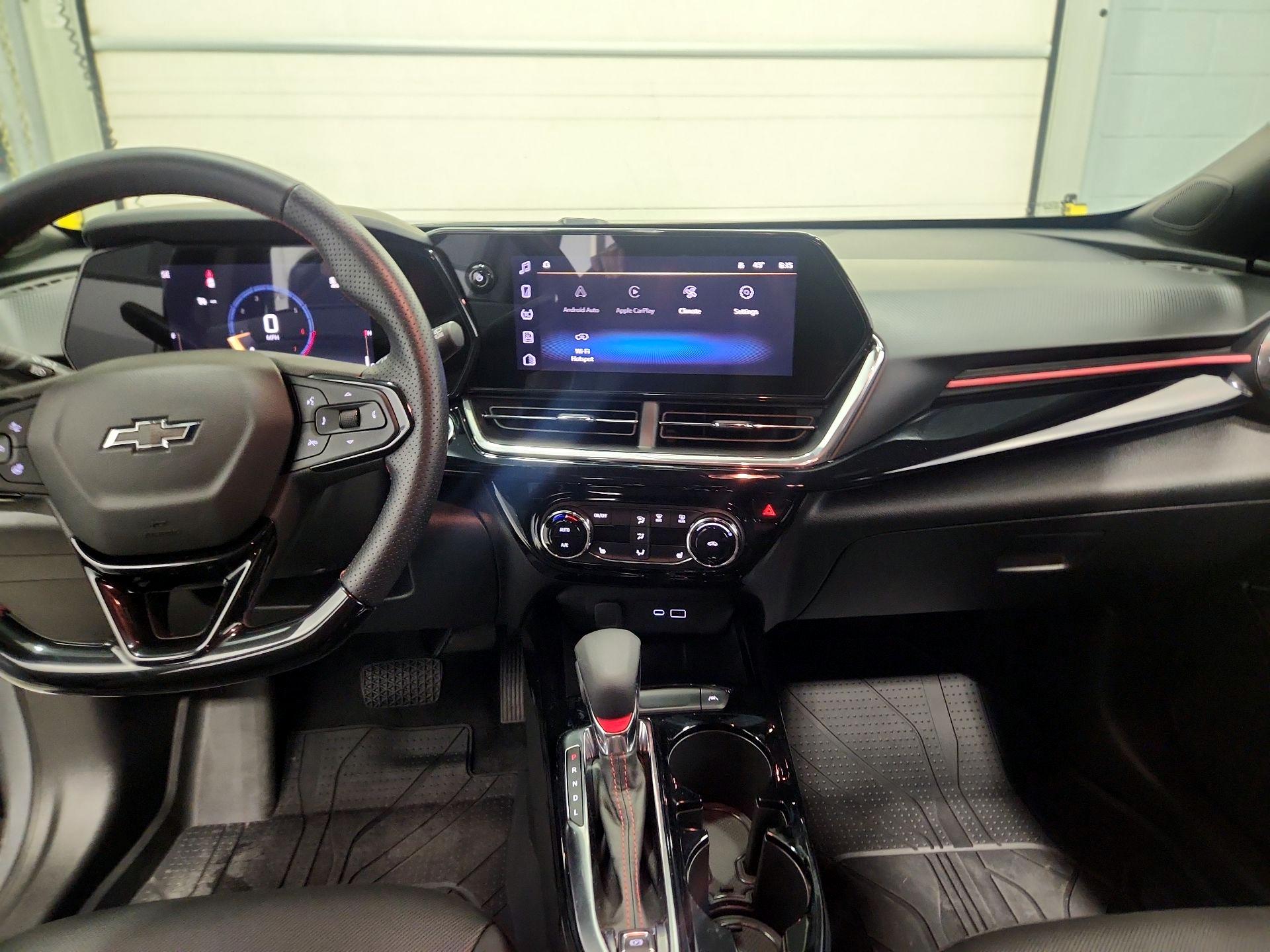 Thumbnail: 2025 Chevrolet Trax - 9