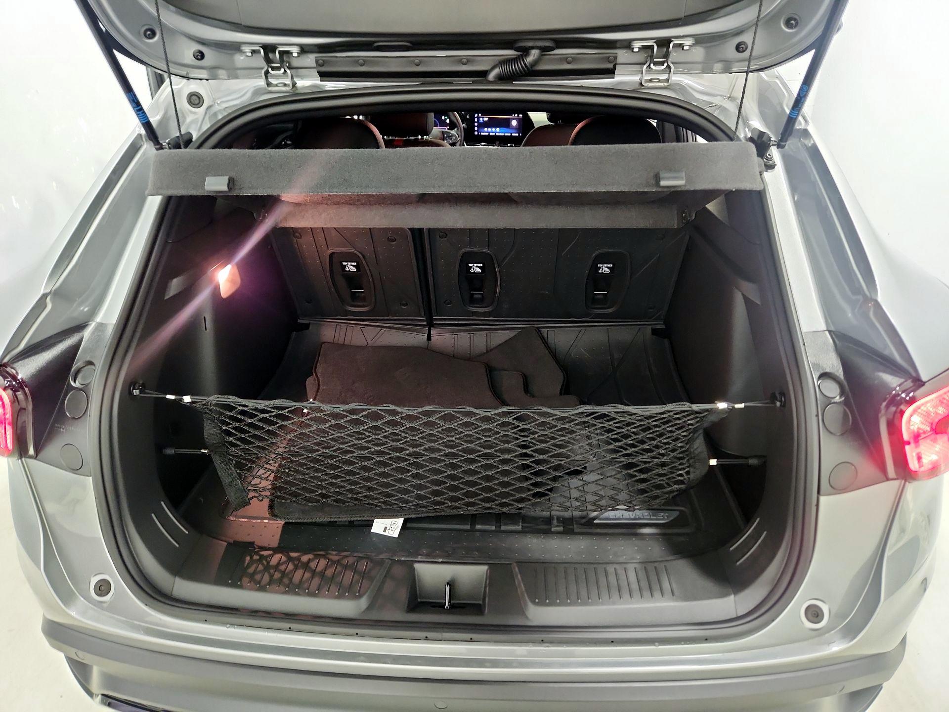 Thumbnail: 2025 Chevrolet Trax - 20